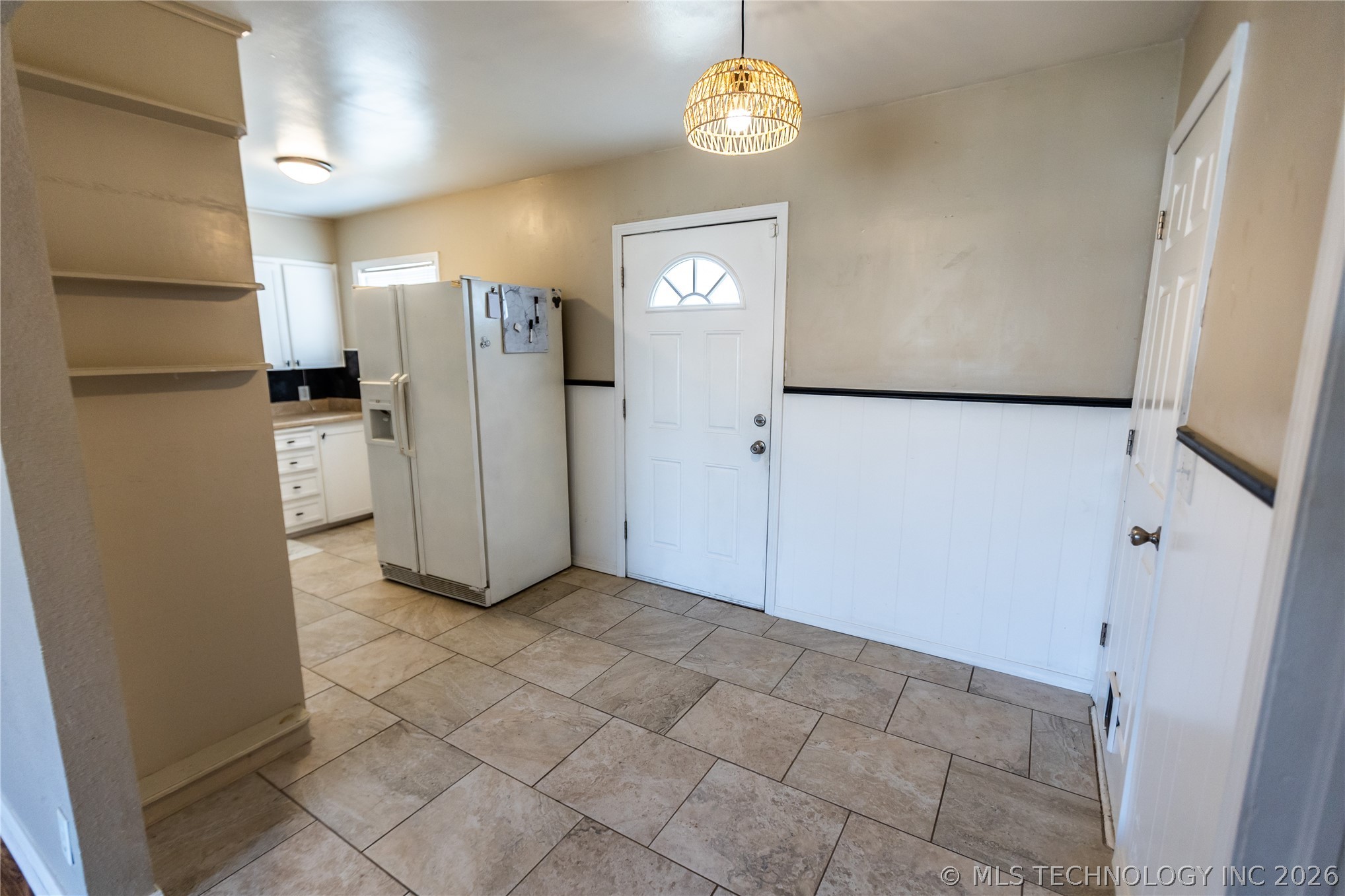 828 N Darlington Avenue Property Photo 6