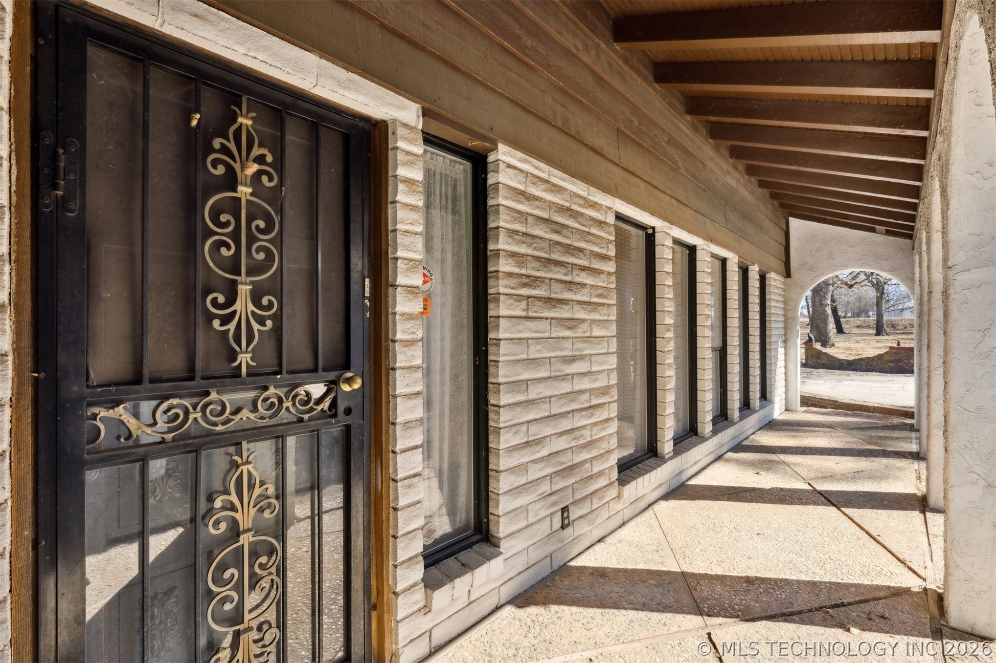 203 N Skinner Avenue Property Photo 6