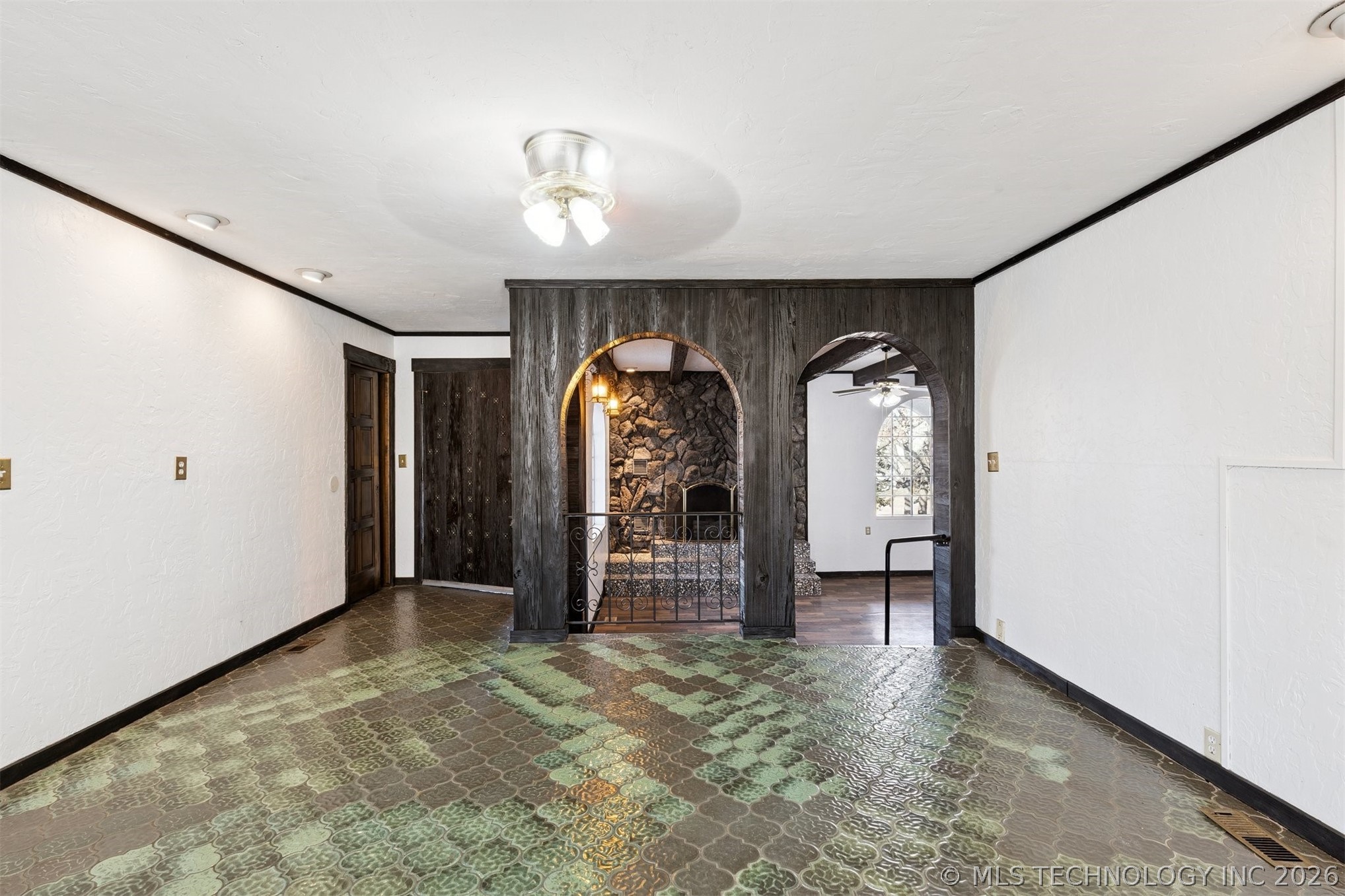 203 N Skinner Avenue Property Photo 12