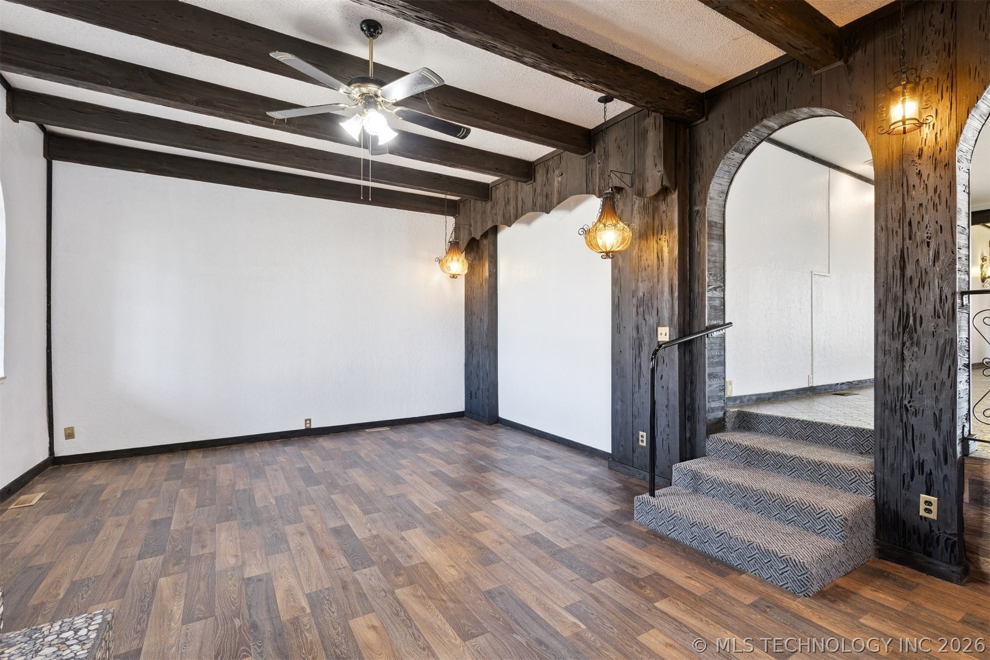 203 N Skinner Avenue Property Photo 14