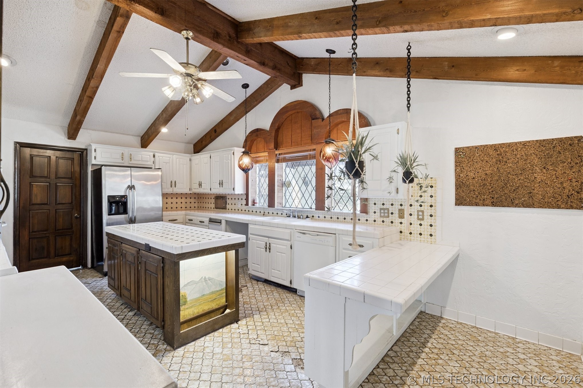 203 N Skinner Avenue Property Photo 19