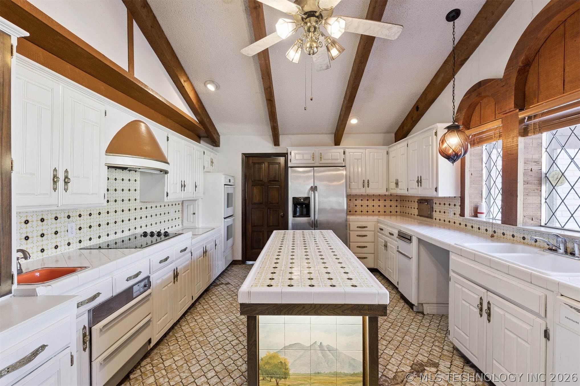 203 N Skinner Avenue Property Photo 20