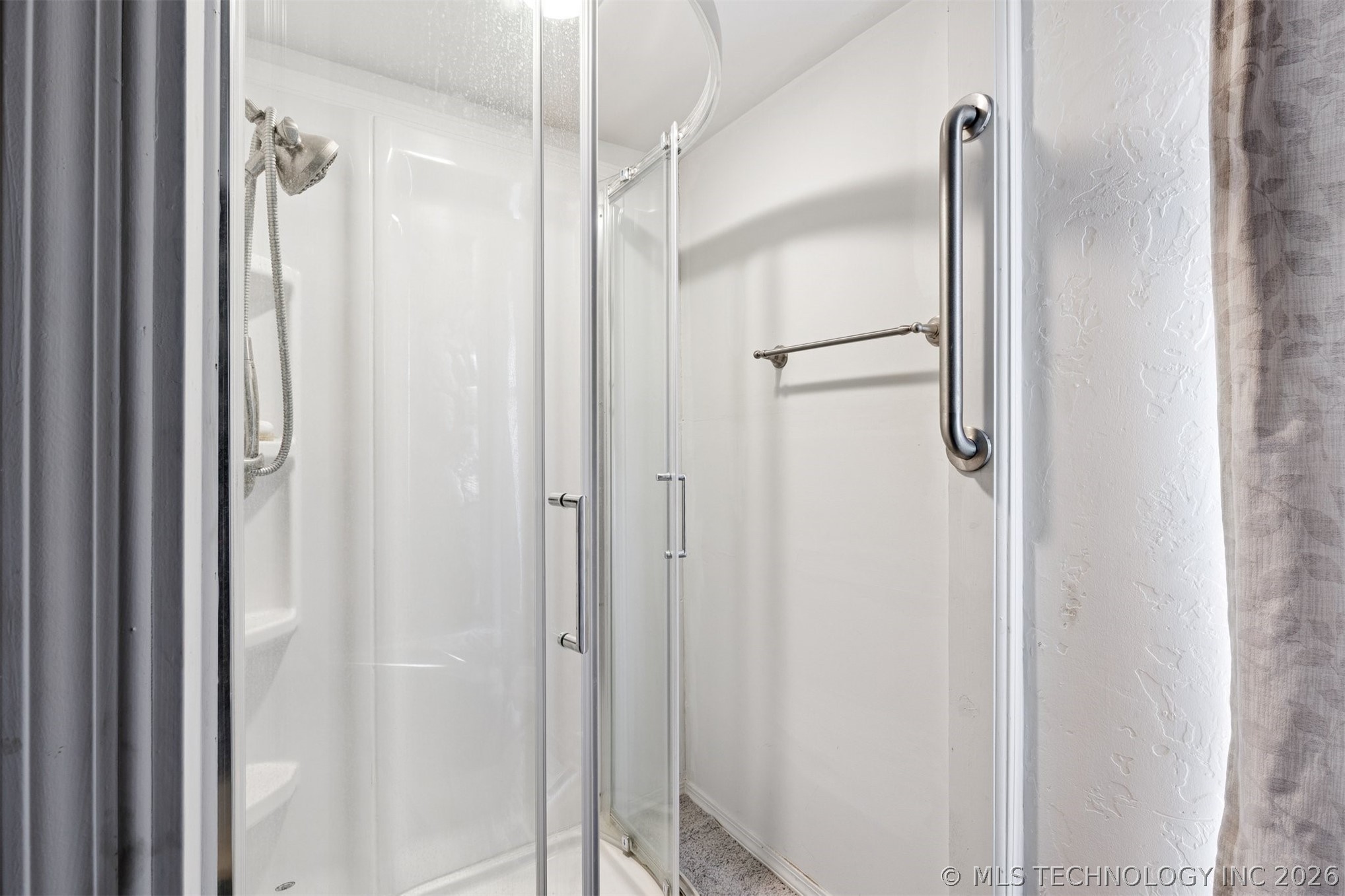 203 N Skinner Avenue Property Photo 36