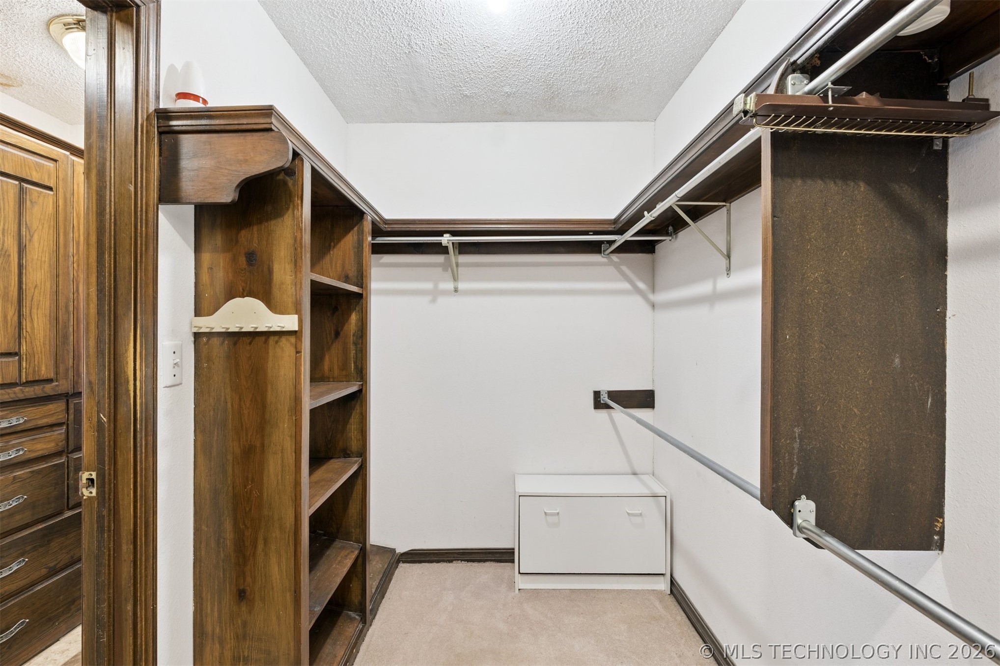 203 N Skinner Avenue Property Photo 39