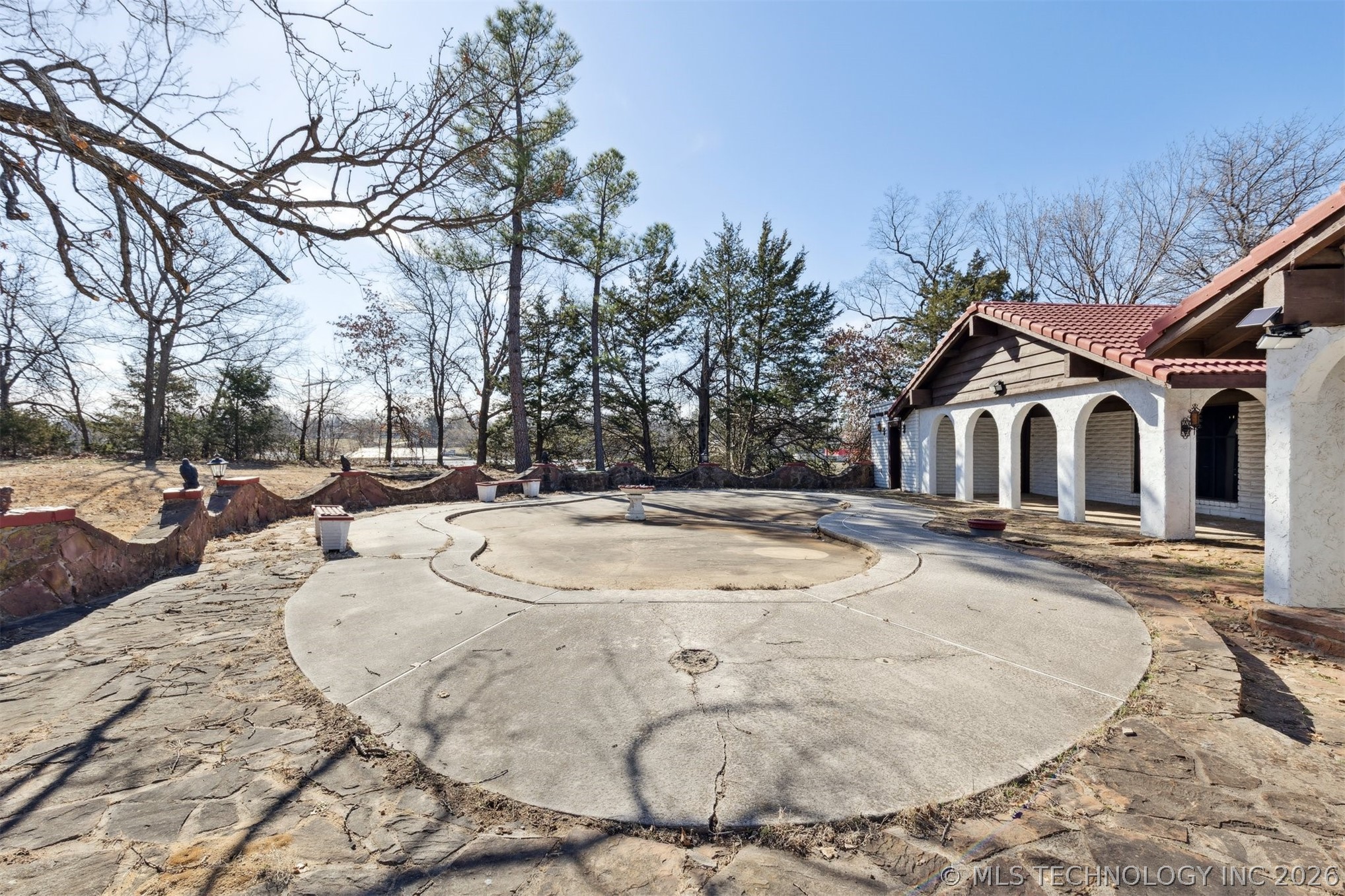 203 N Skinner Avenue Property Photo 56