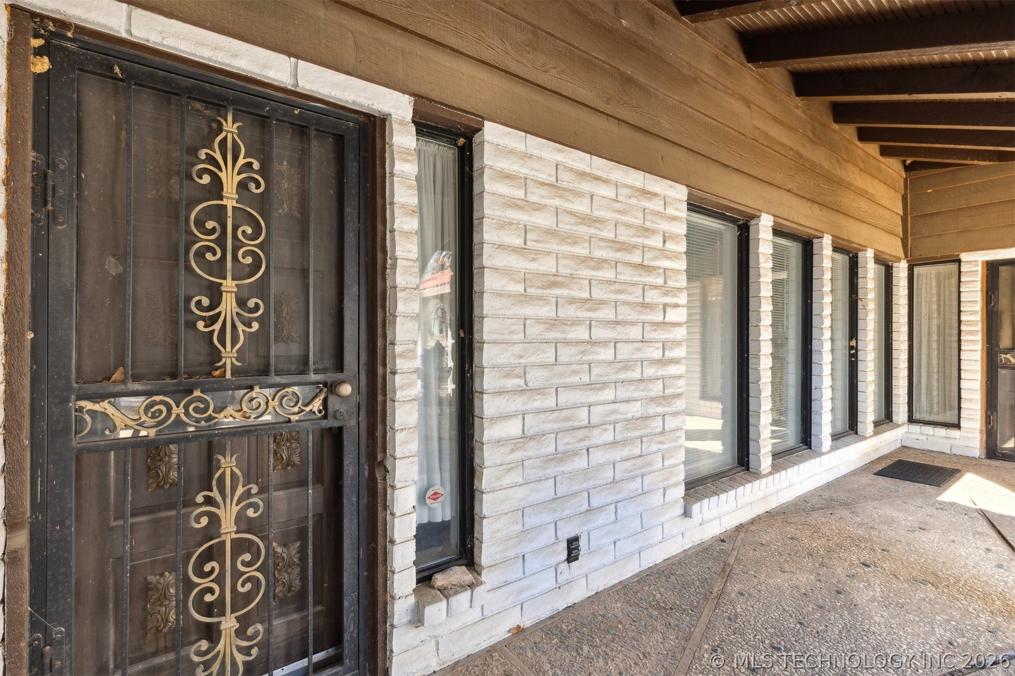 203 N Skinner Avenue Property Photo 60