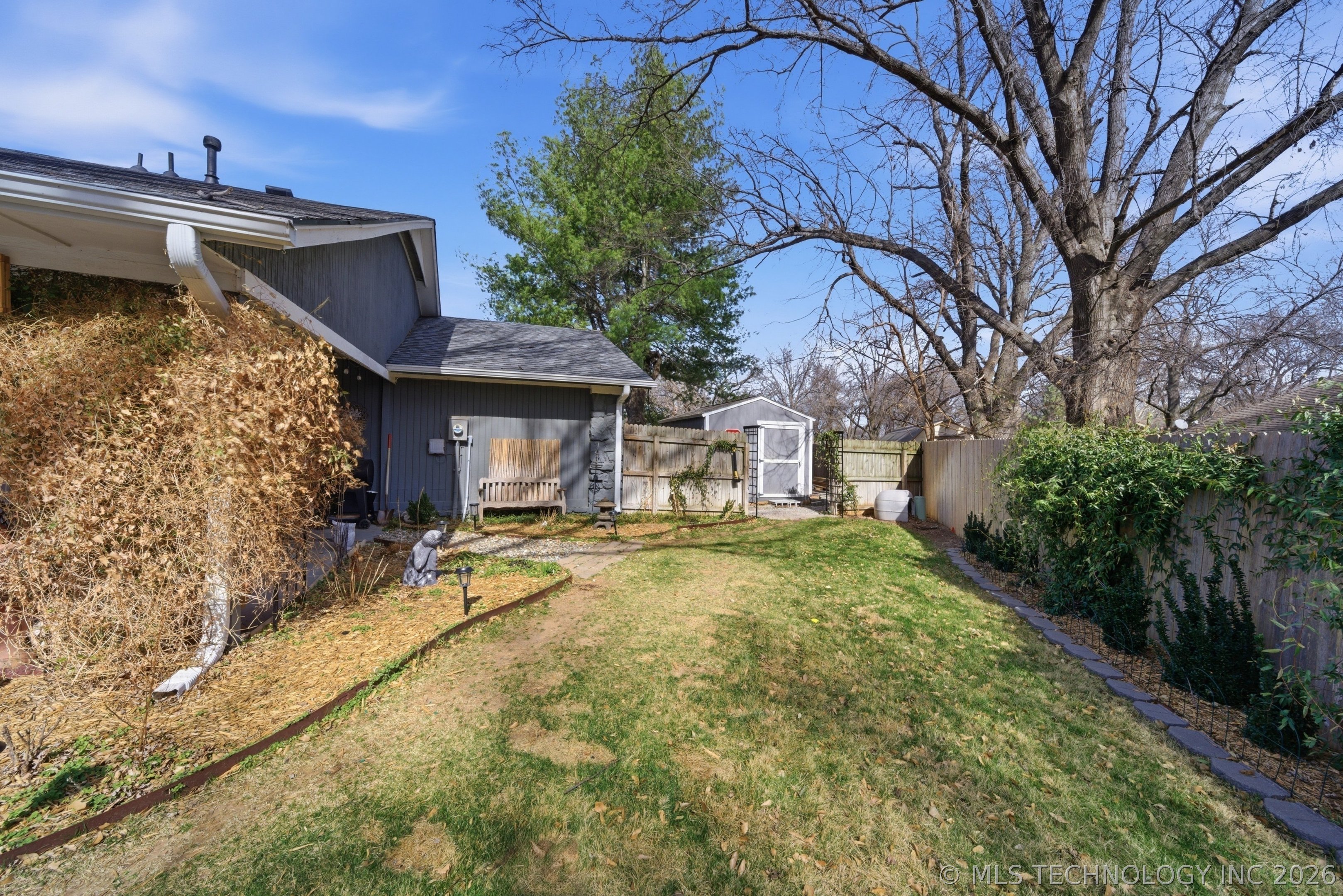 4926 E 97th Street Property Photo 40