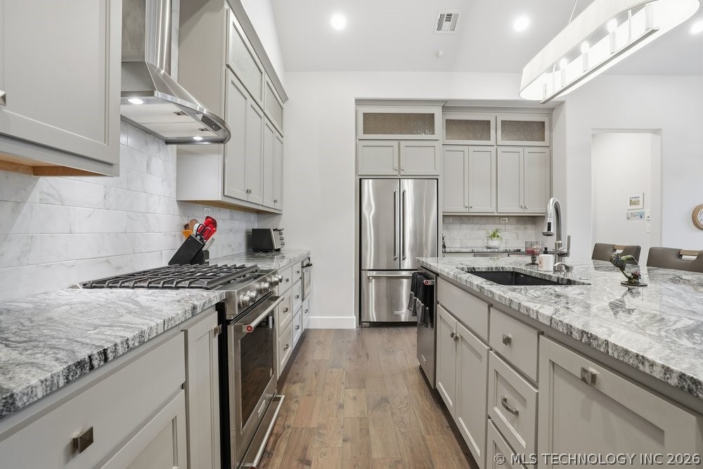 8414 S Phoenix Place W Property Photo 13