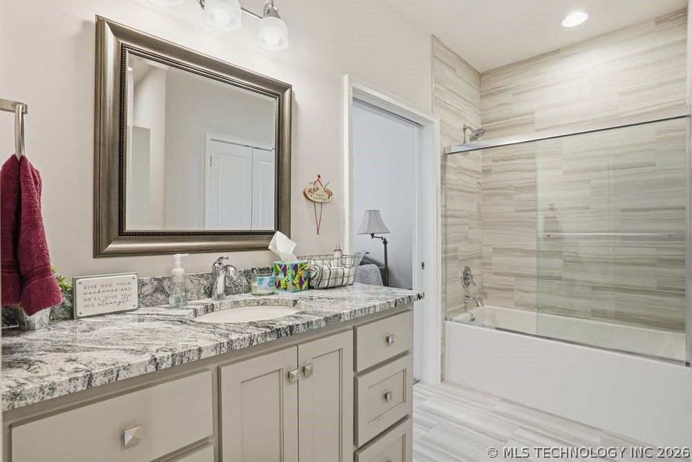 8414 S Phoenix Place W Property Photo 20