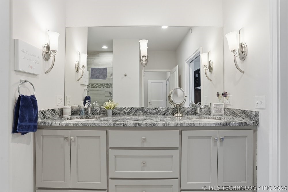 8414 S Phoenix Place W Property Photo 25