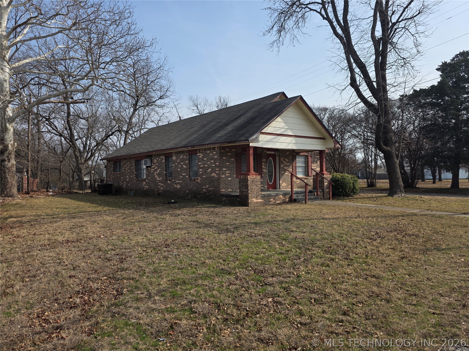 318 N Washington Property Photo 2