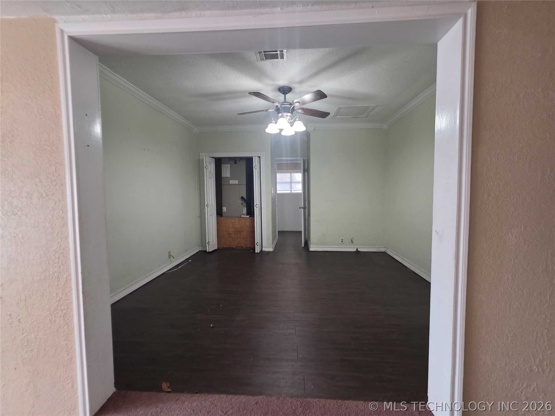 318 N Washington Property Photo 15