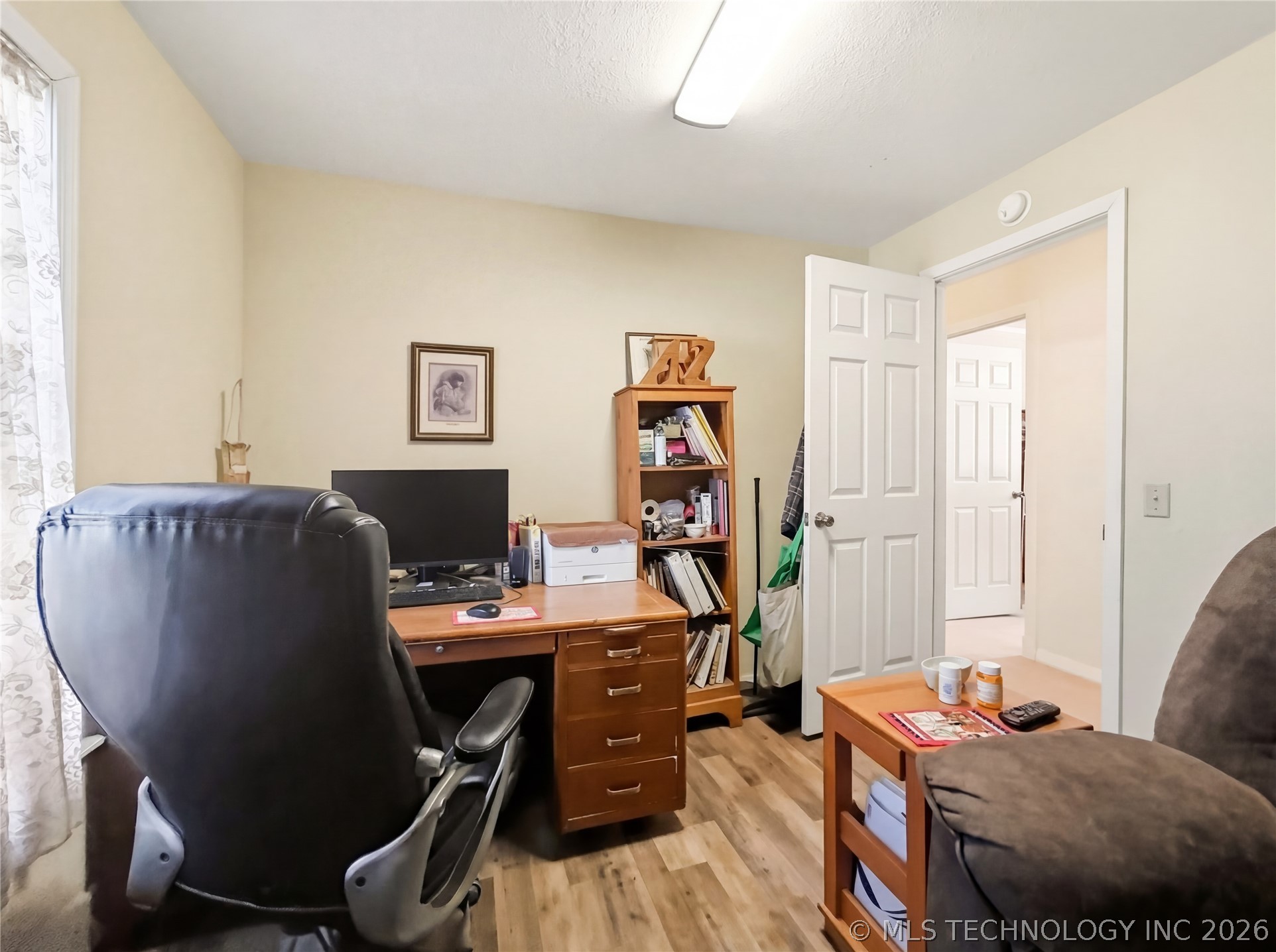 221 W Poplar Street Property Photo 24