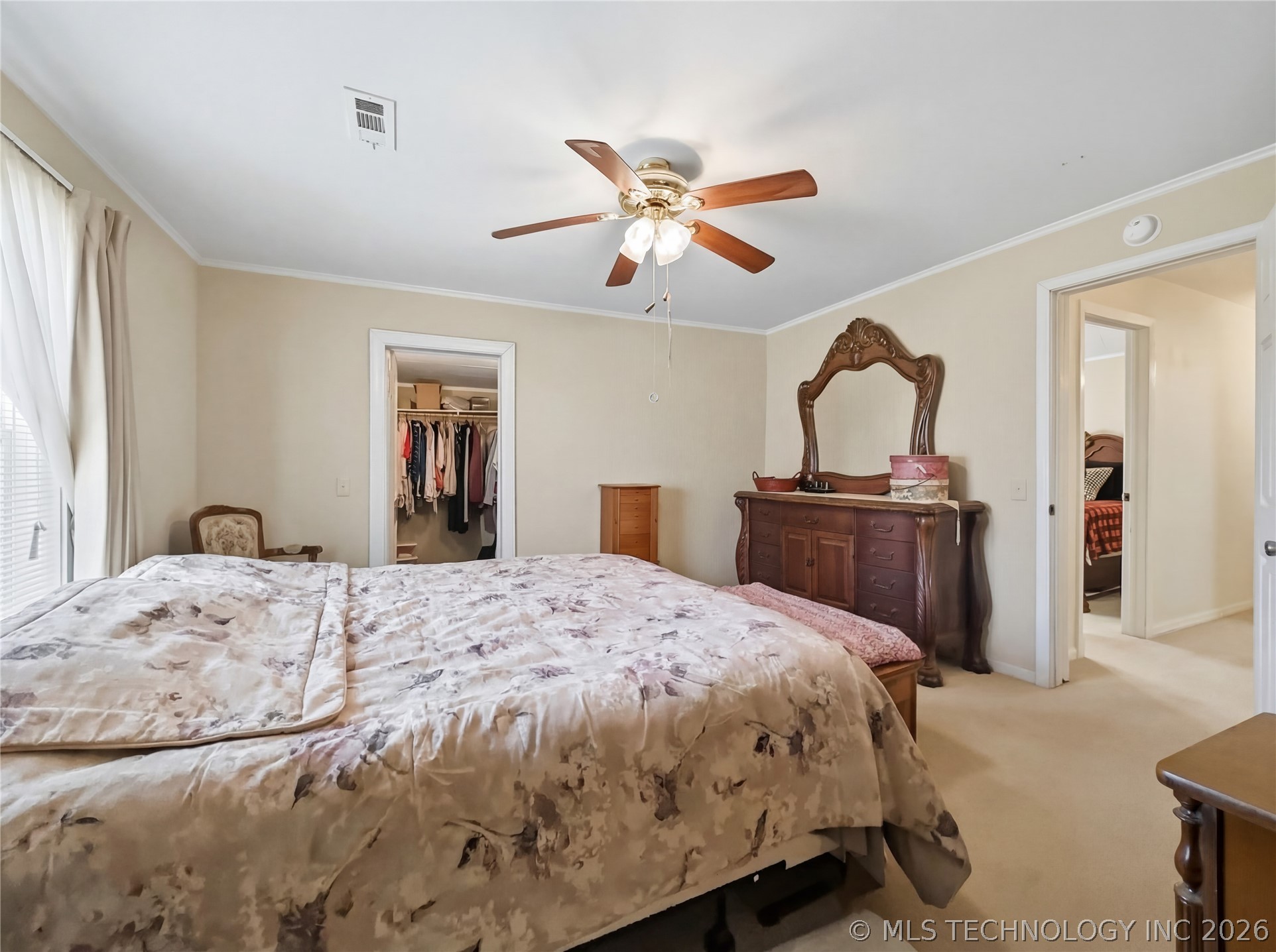 221 W Poplar Street Property Photo 26