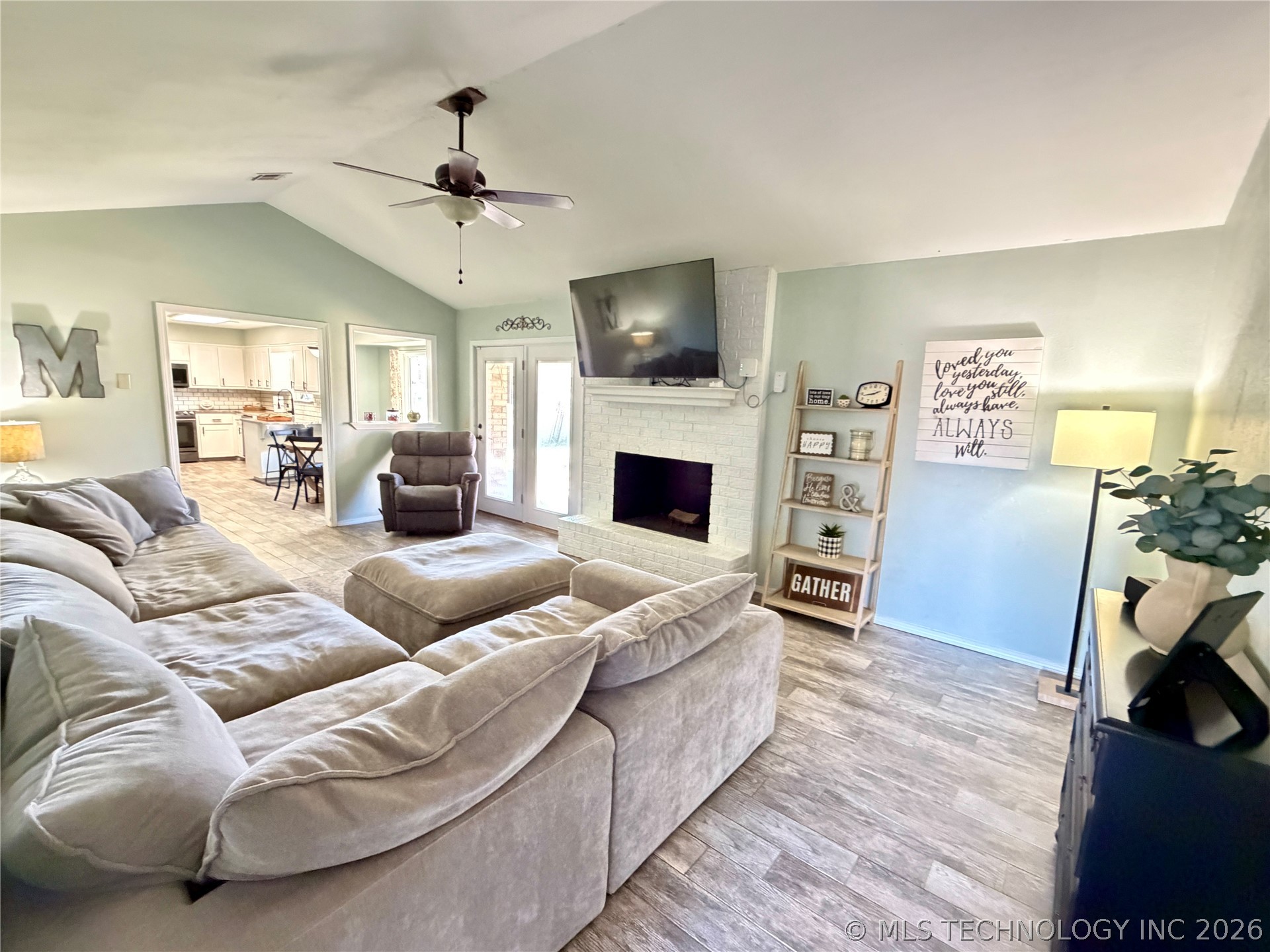 201 Foltz Lane Property Photo 9