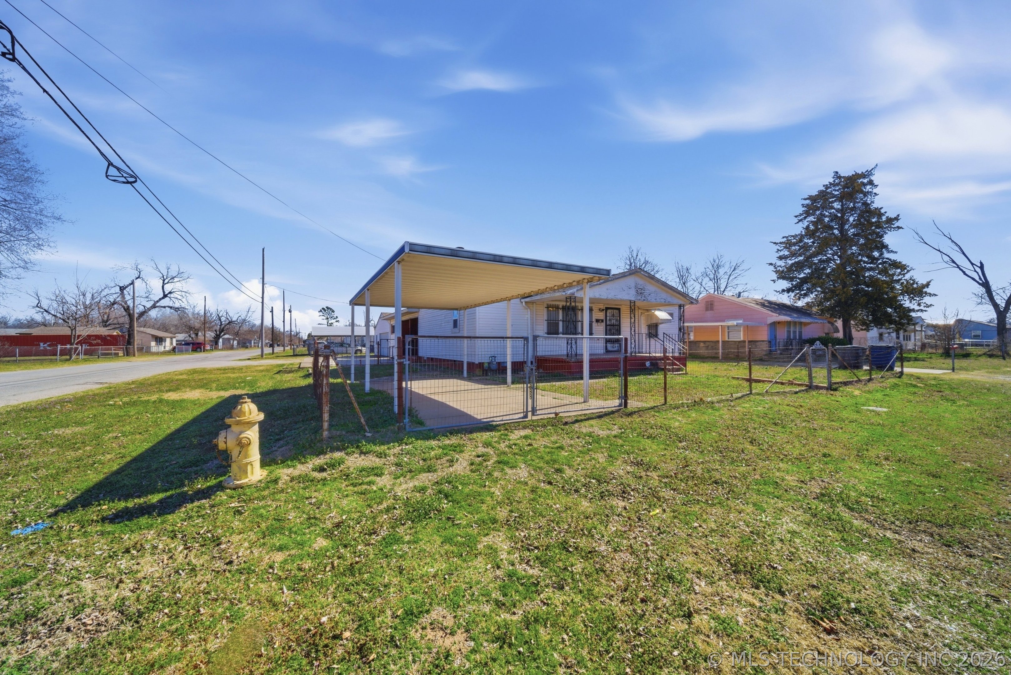 1103 S 56th West Avenue Property Photo 3