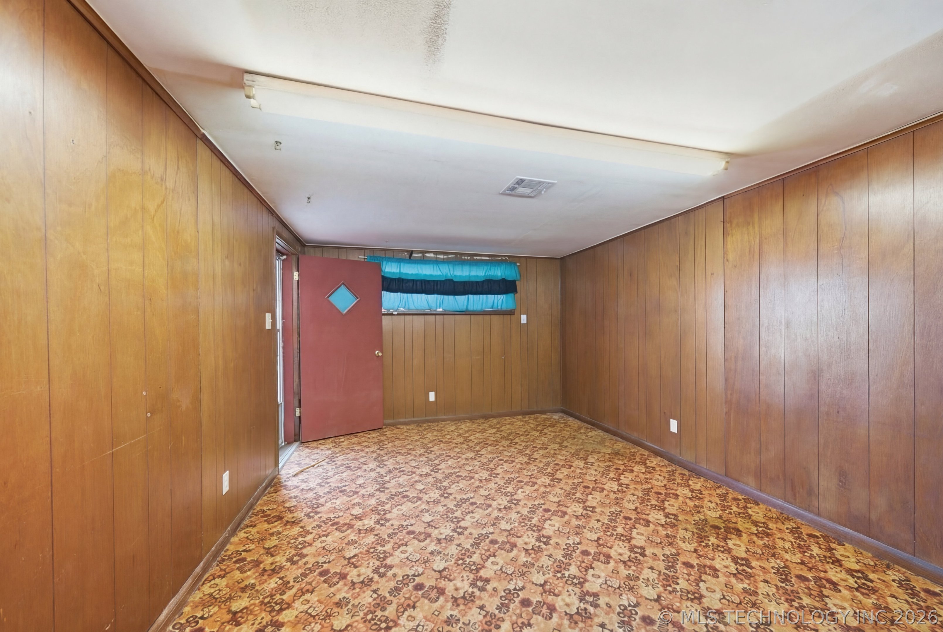 1103 S 56th West Avenue Property Photo 23