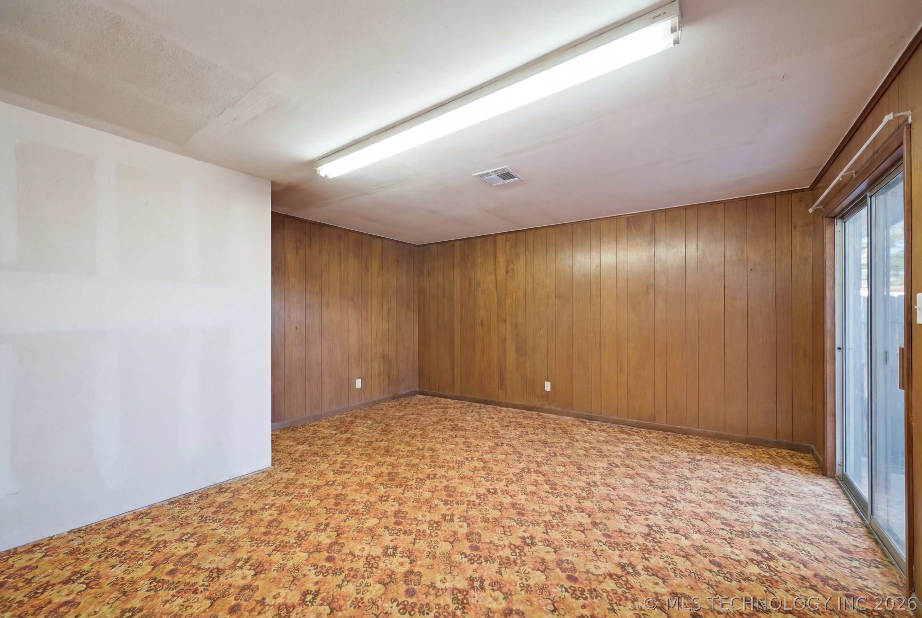 1103 S 56th West Avenue Property Photo 24