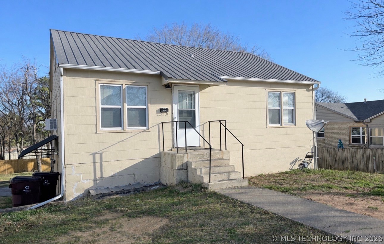 206 Forest Property Photo 1