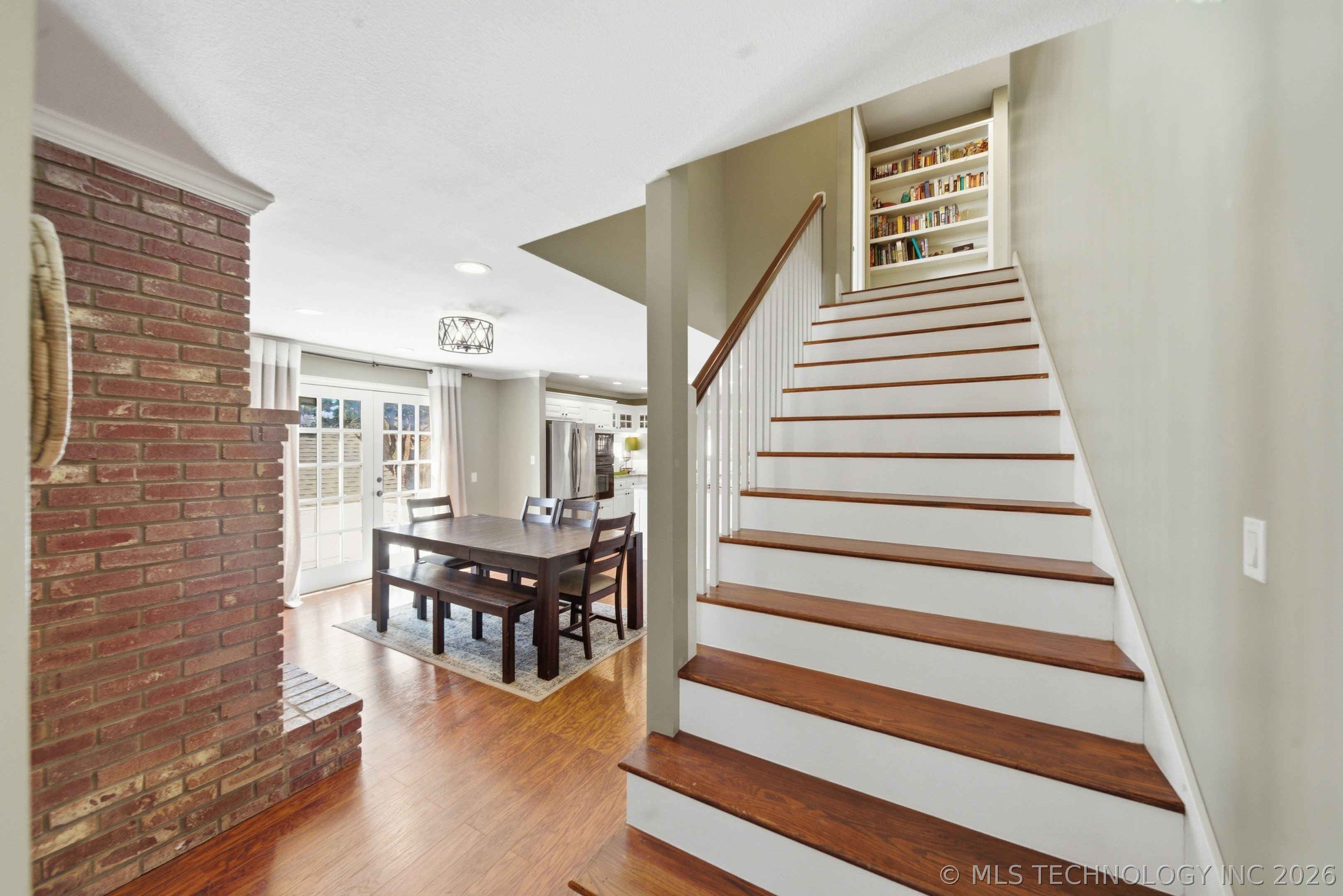 1425 E 21st Street Property Photo 9