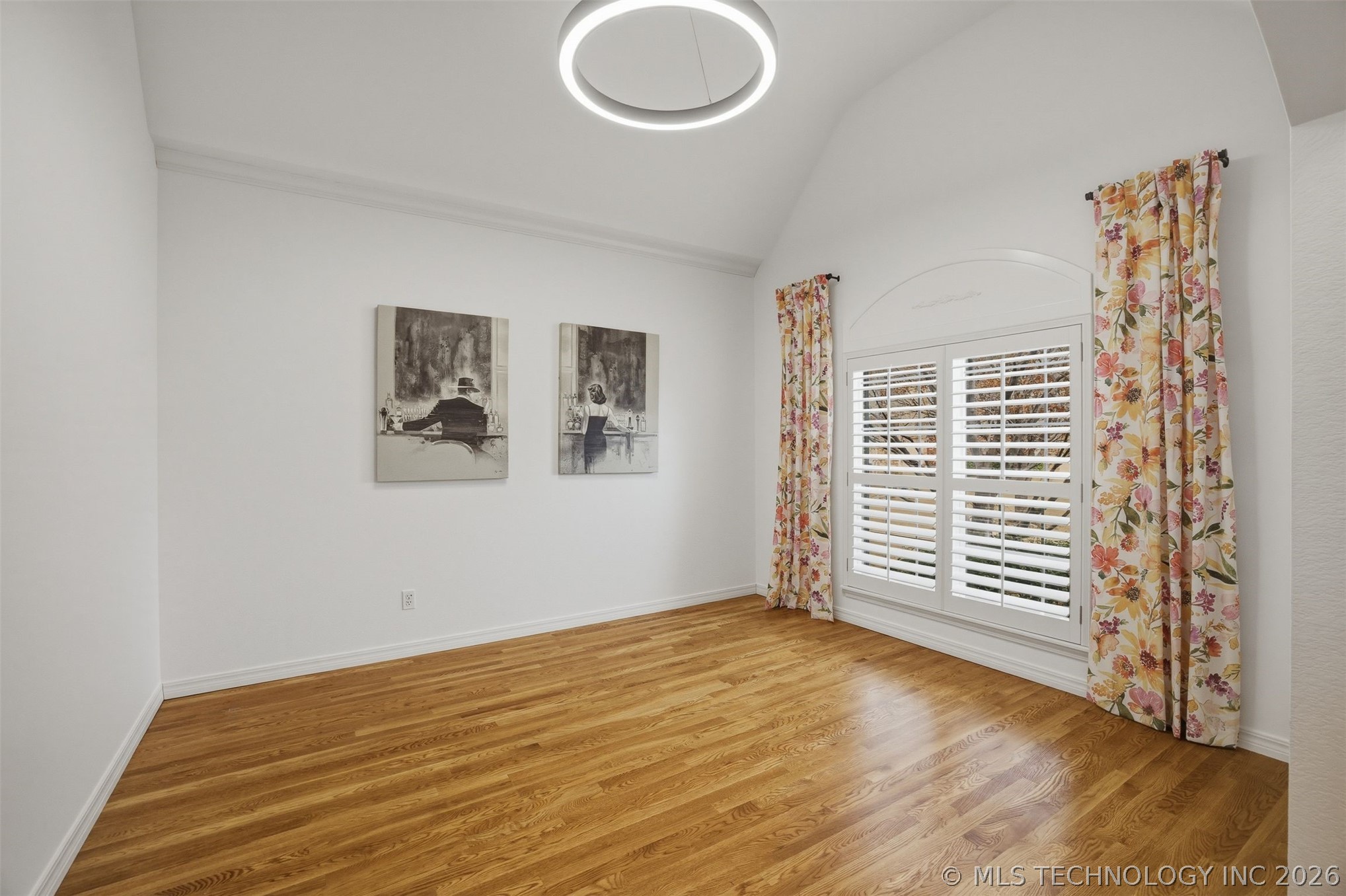 3810 S Palm Avenue Property Photo 6