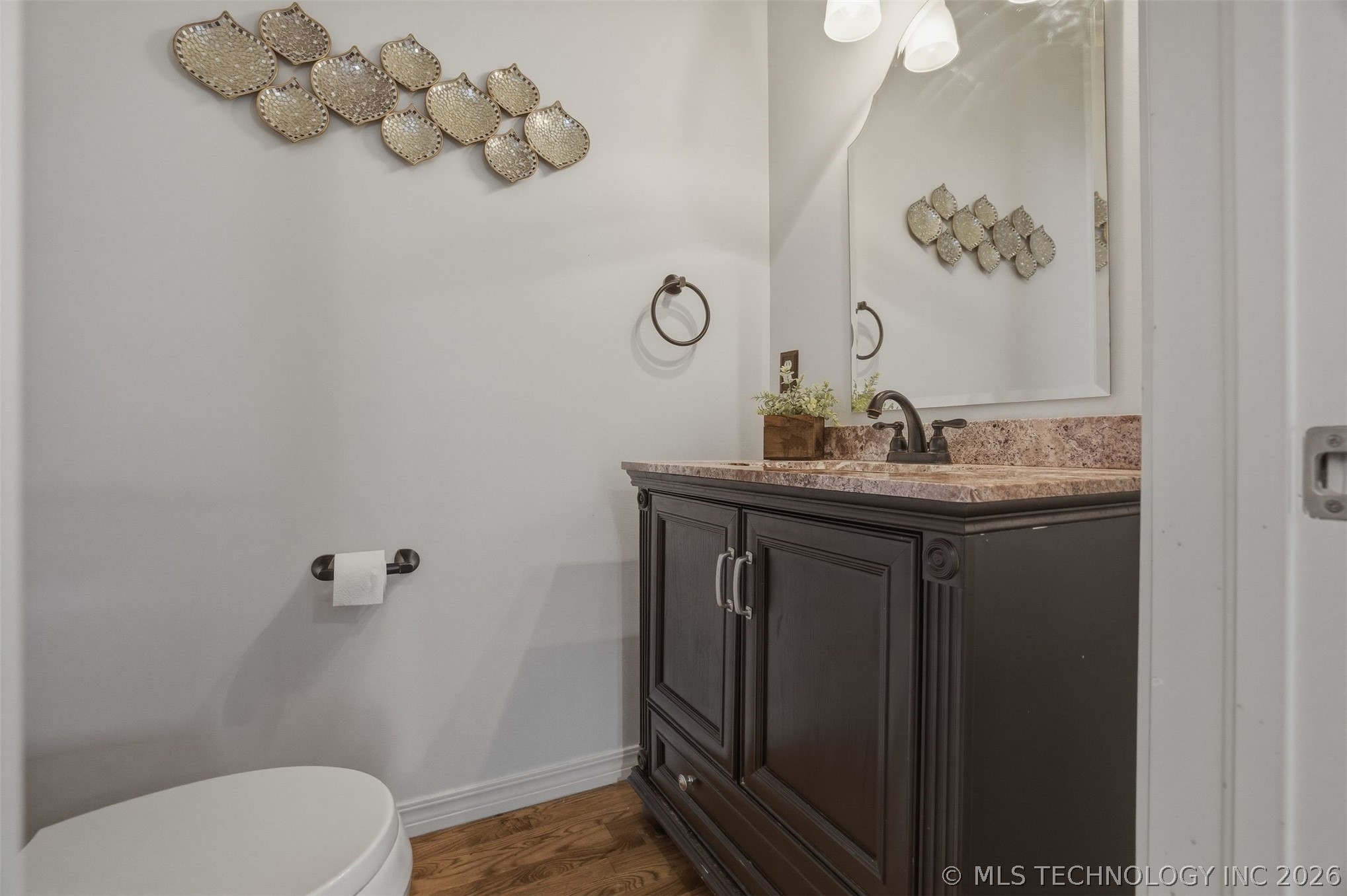 3810 S Palm Avenue Property Photo 9
