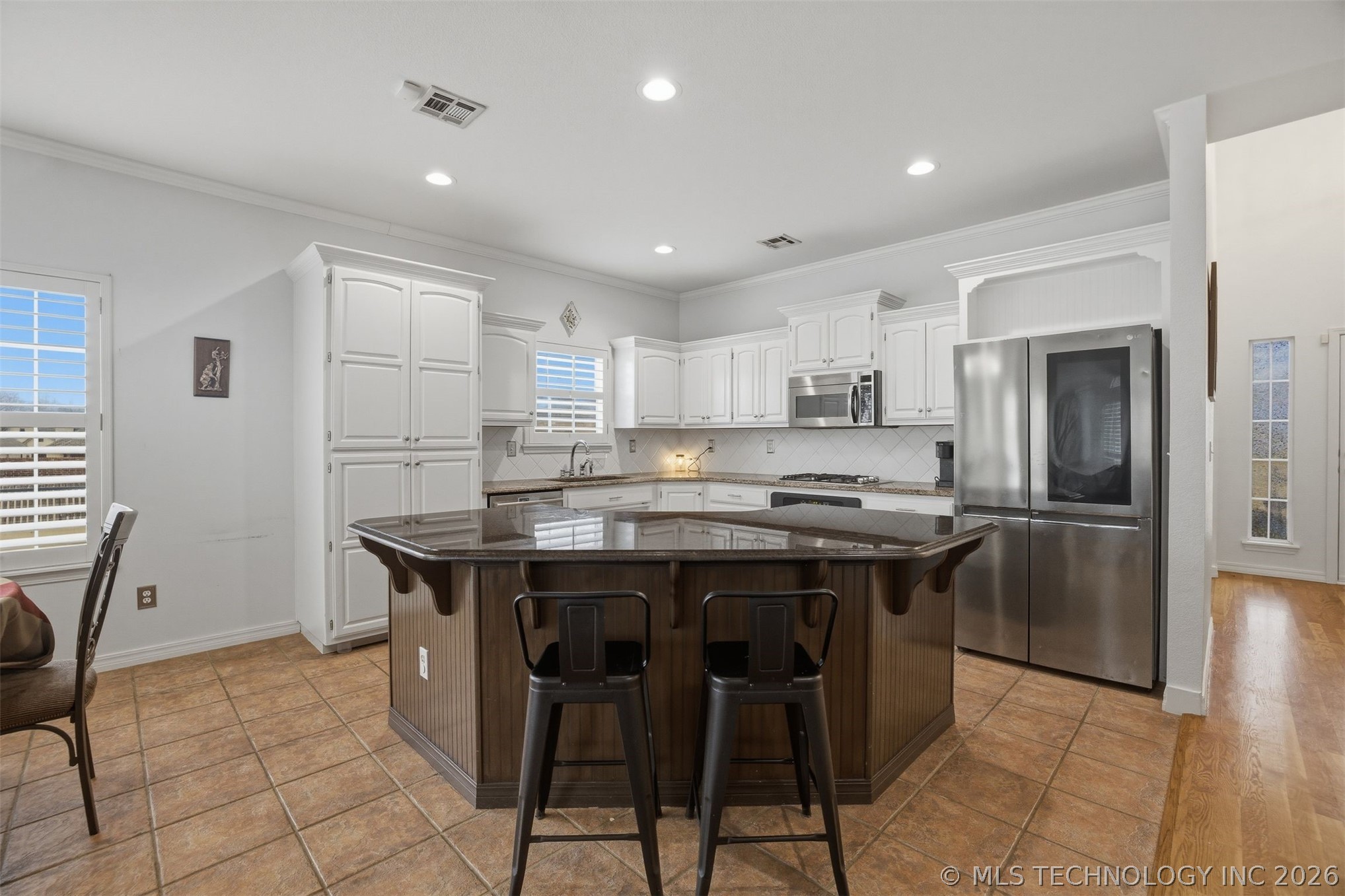 3810 S Palm Avenue Property Photo 11