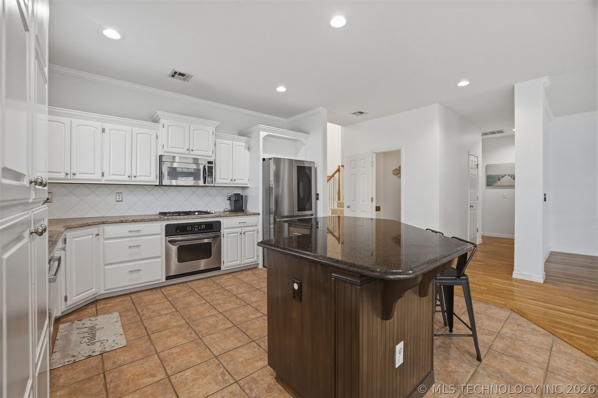 3810 S Palm Avenue Property Photo 12