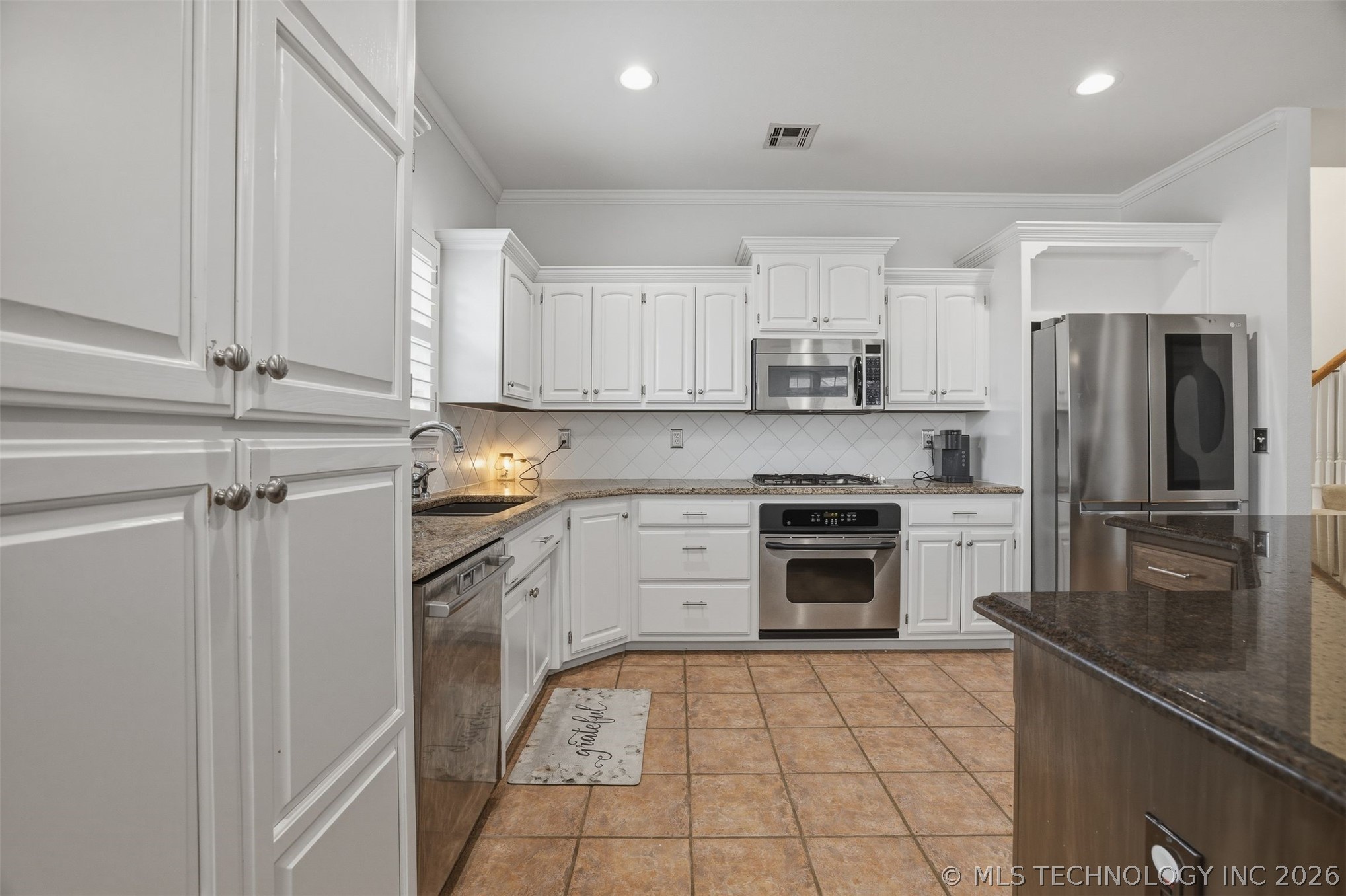 3810 S Palm Avenue Property Photo 13