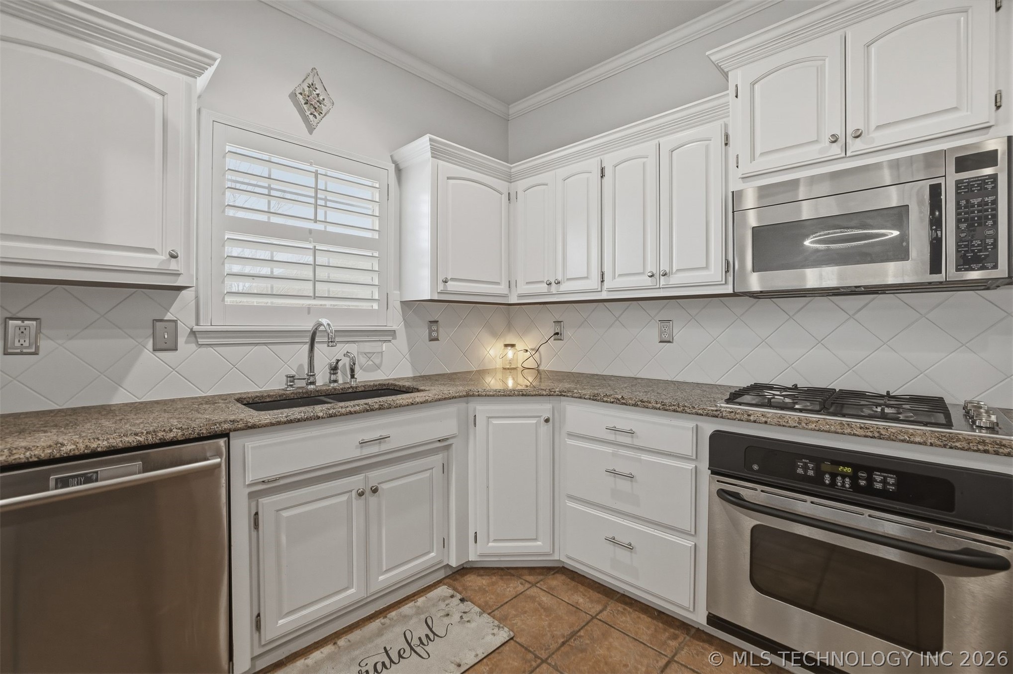 3810 S Palm Avenue Property Photo 14