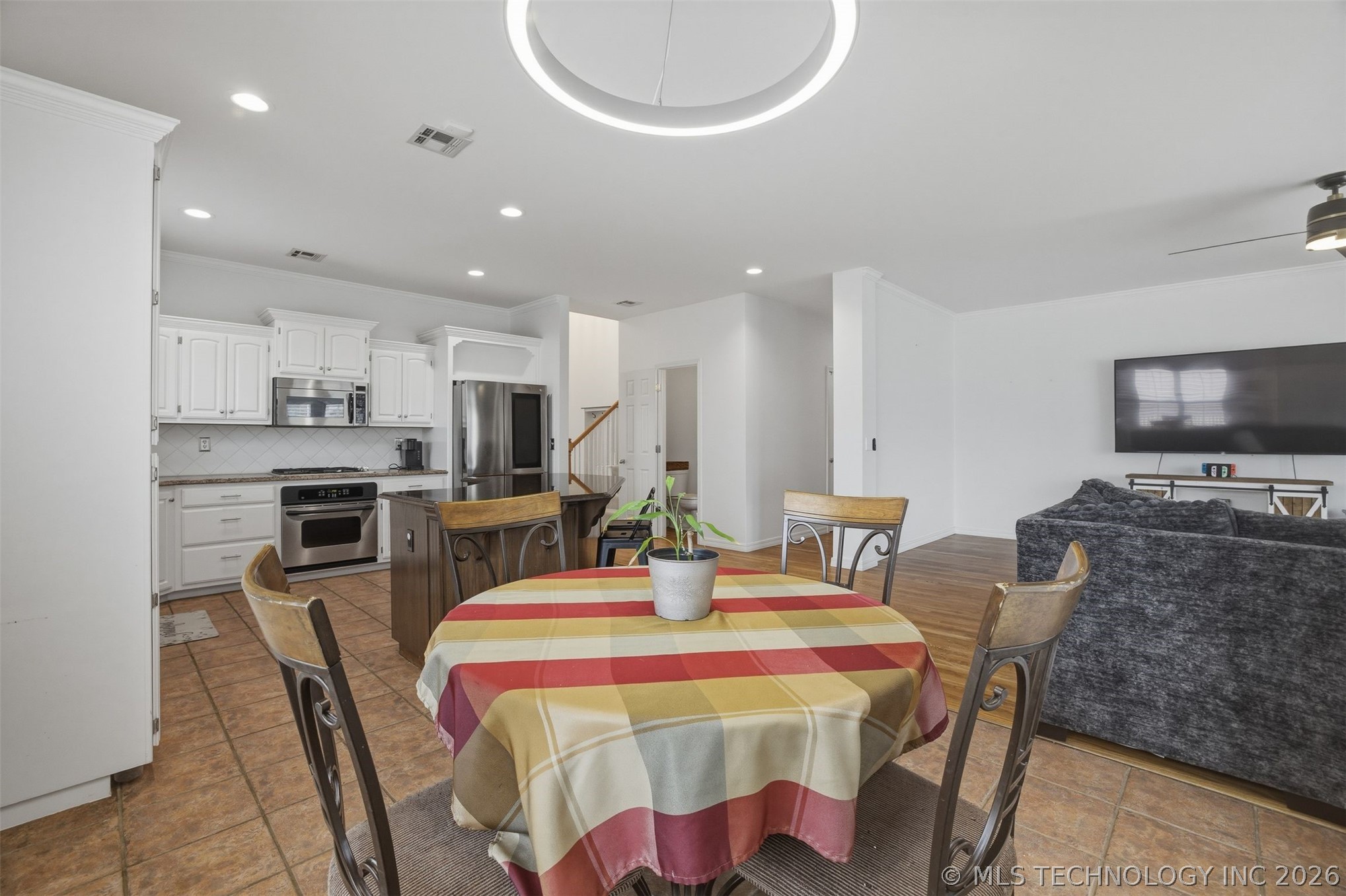 3810 S Palm Avenue Property Photo 18