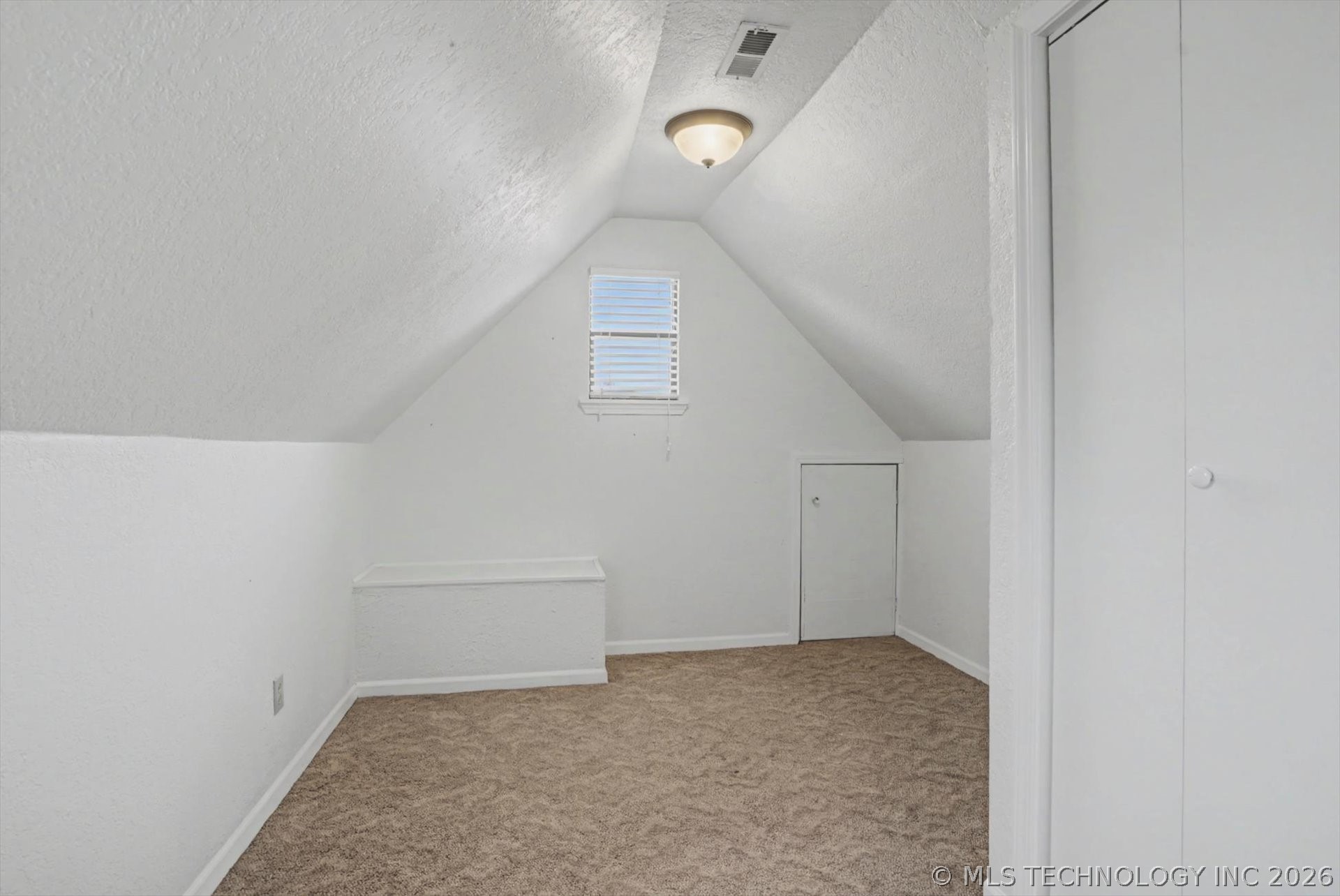 2471 E 22nd Place Property Photo 31