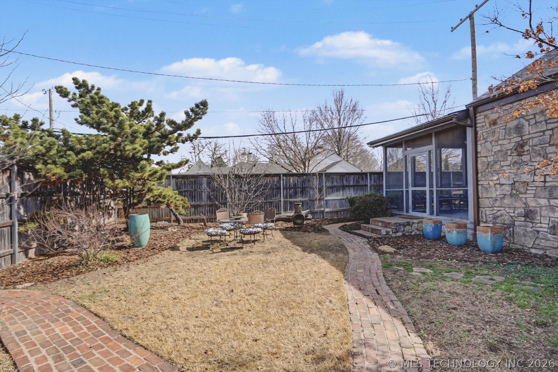 2471 E 22nd Place Property Photo 33