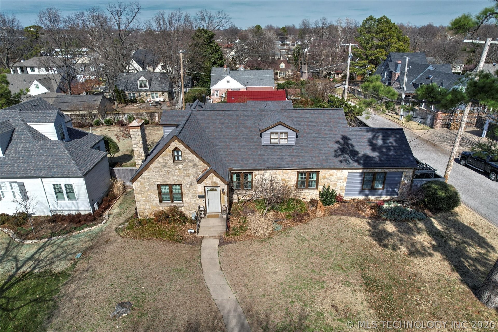 2471 E 22nd Place Property Photo 38