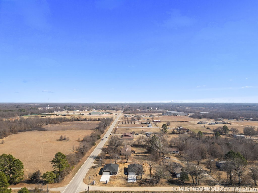 5010 S Mockingbird Property Photo 4