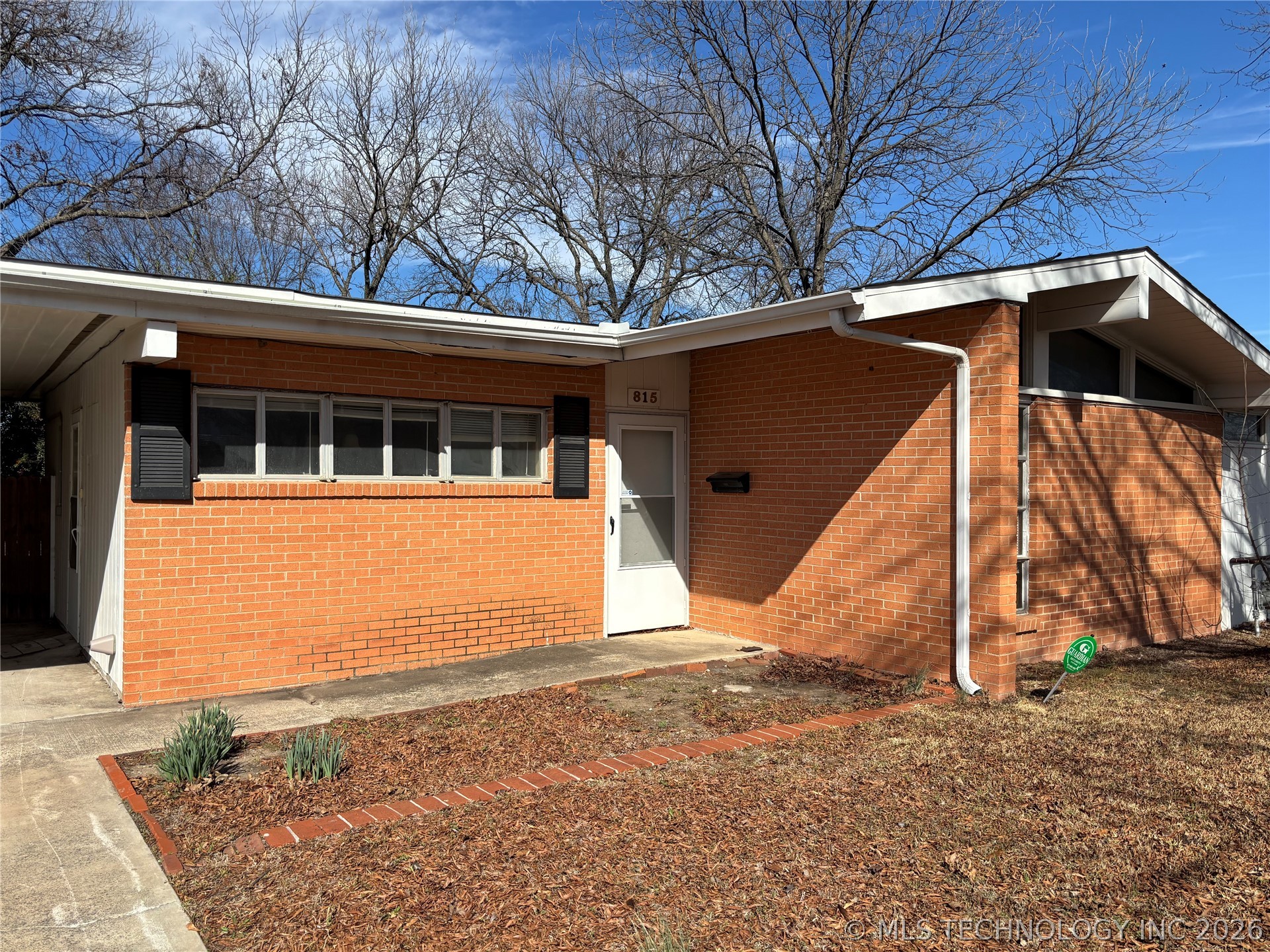 815 Campbell Street Property Photo 2