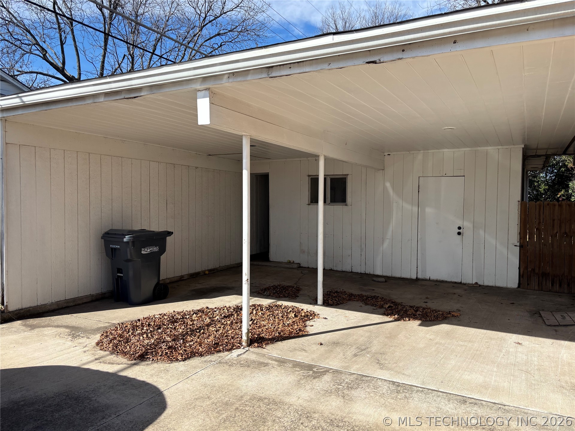 815 Campbell Street Property Photo 3