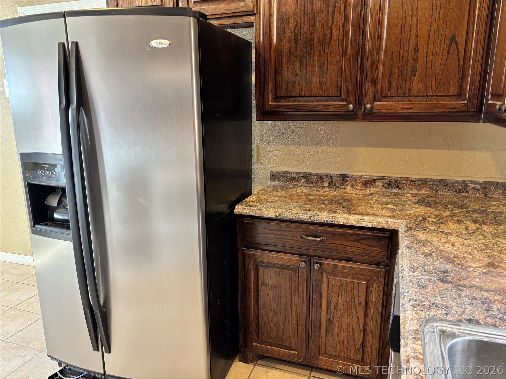 815 Campbell Street Property Photo 11
