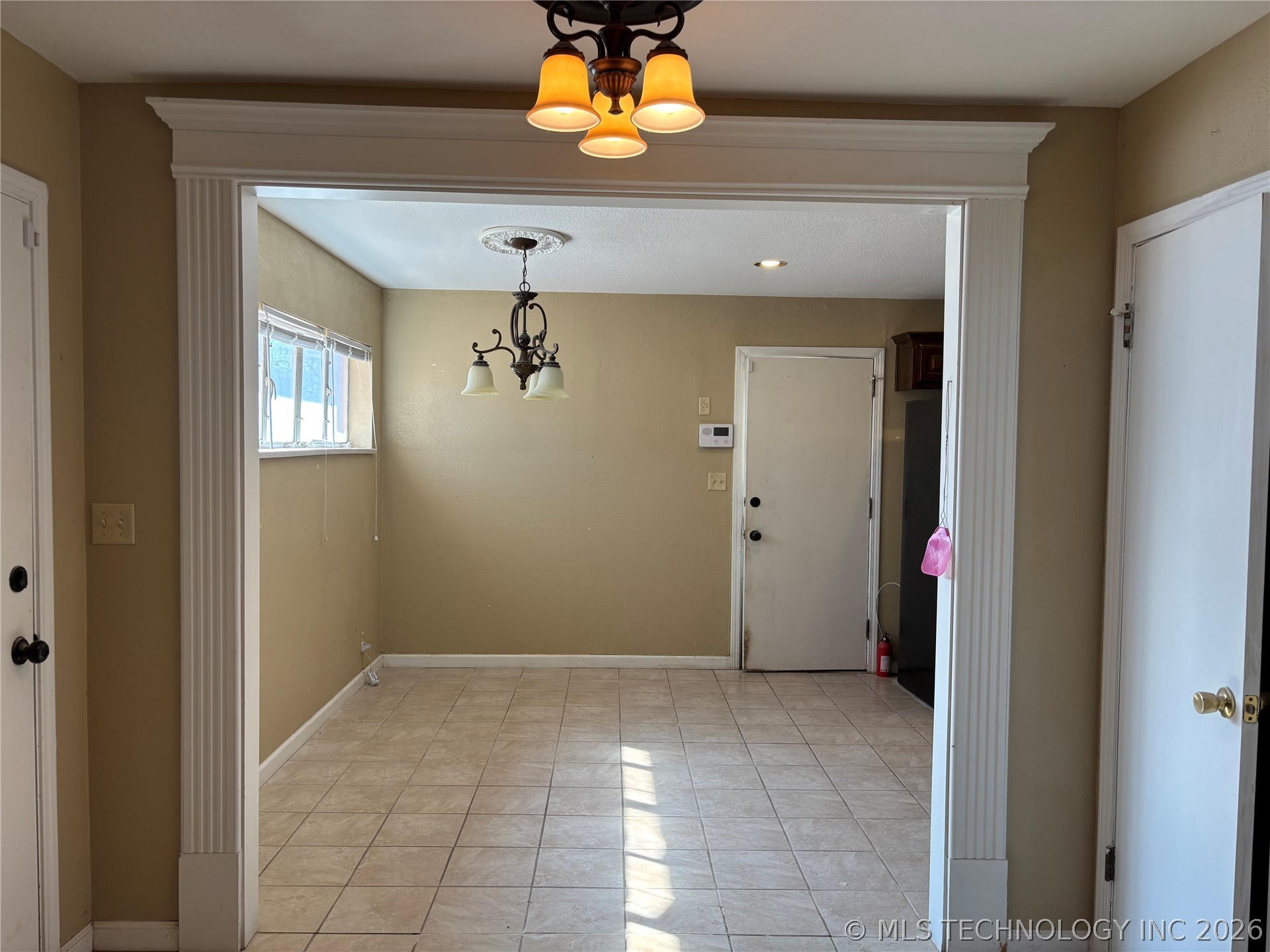 815 Campbell Street Property Photo 14