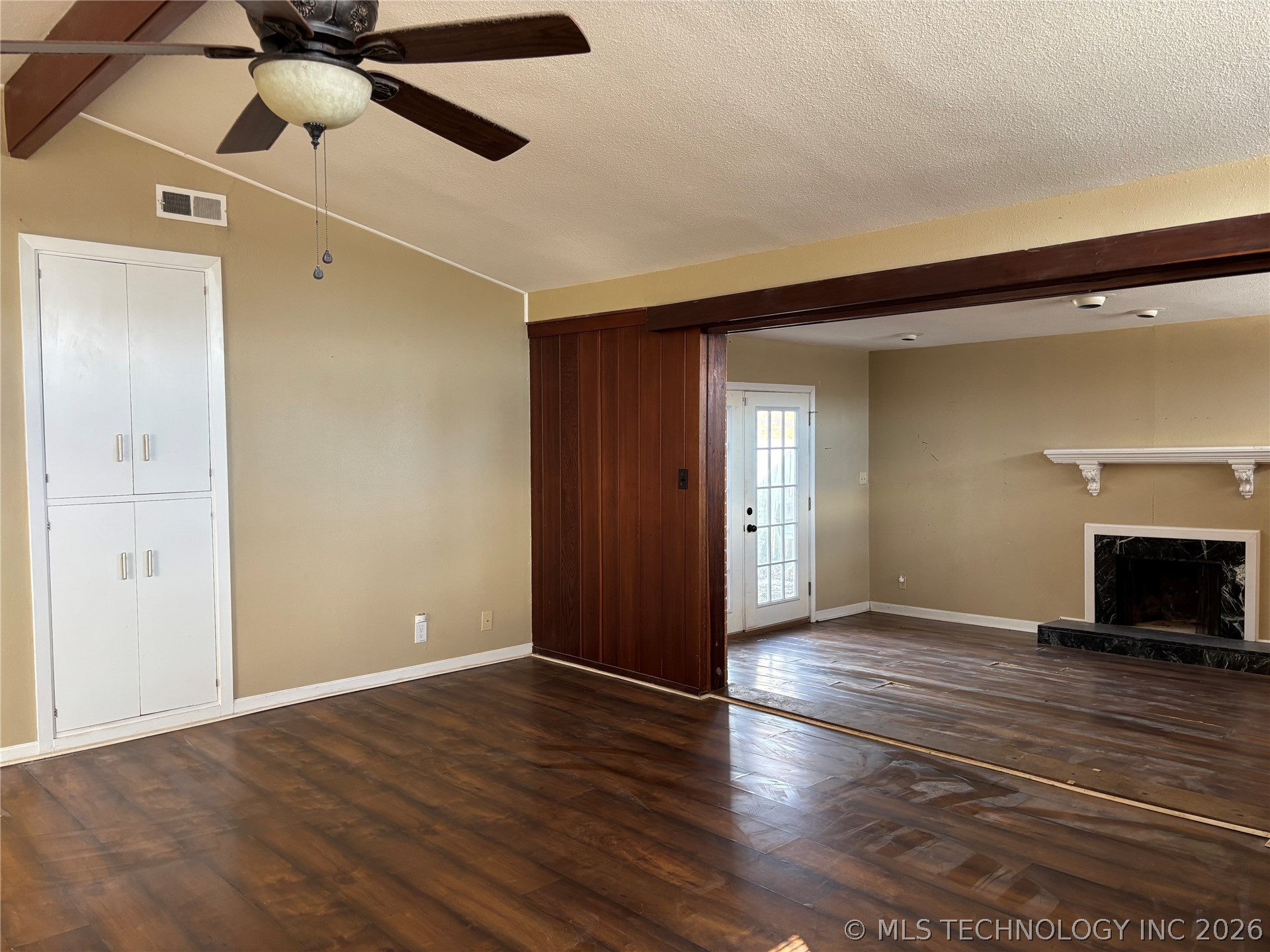 815 Campbell Street Property Photo 19
