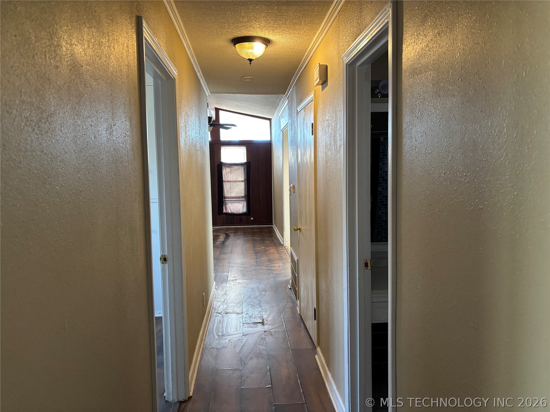 815 Campbell Street Property Photo 22
