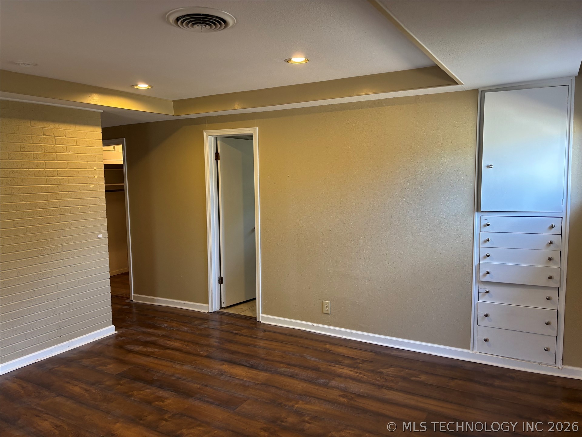 815 Campbell Street Property Photo 35