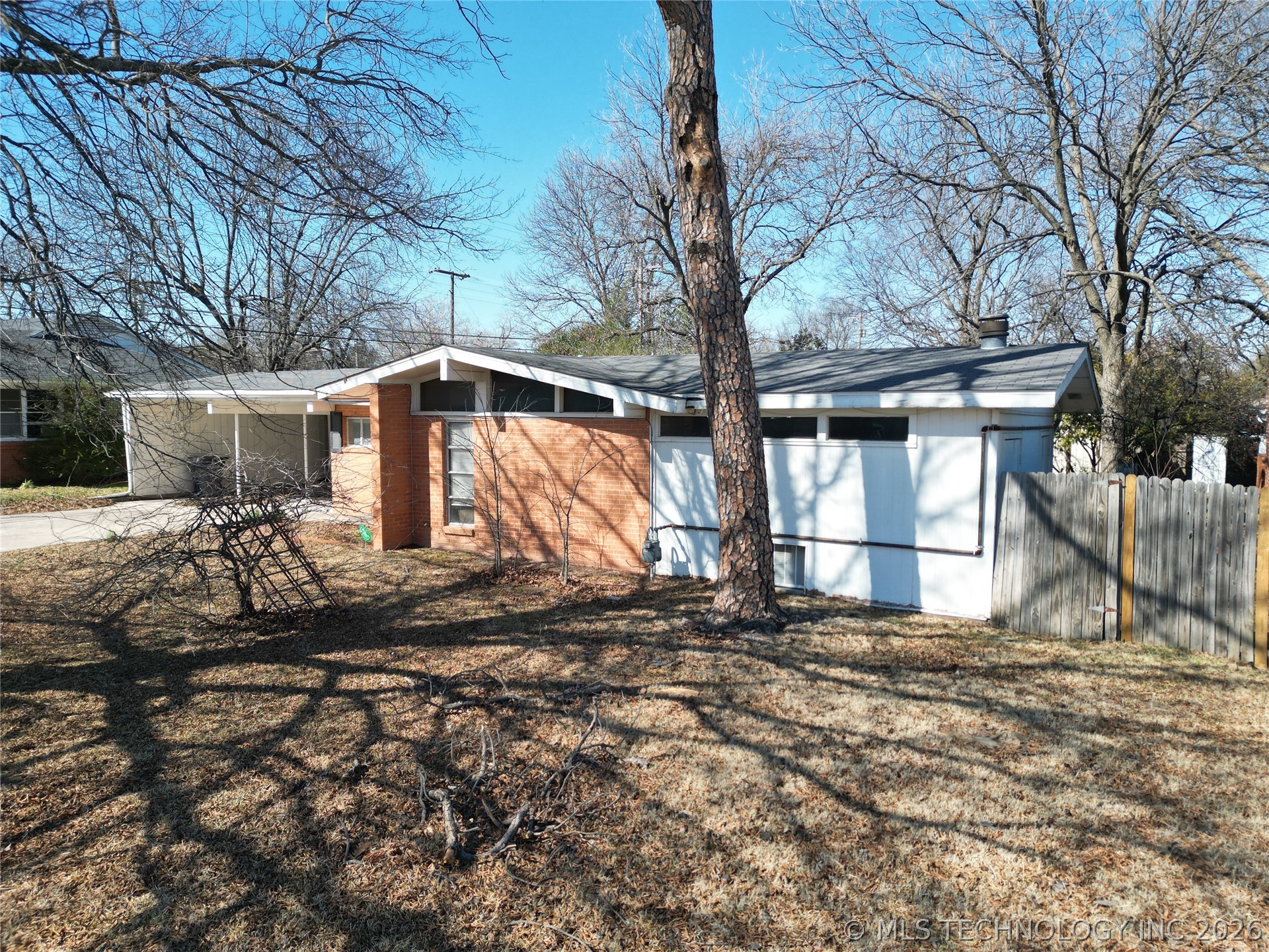 815 Campbell Street Property Photo 43