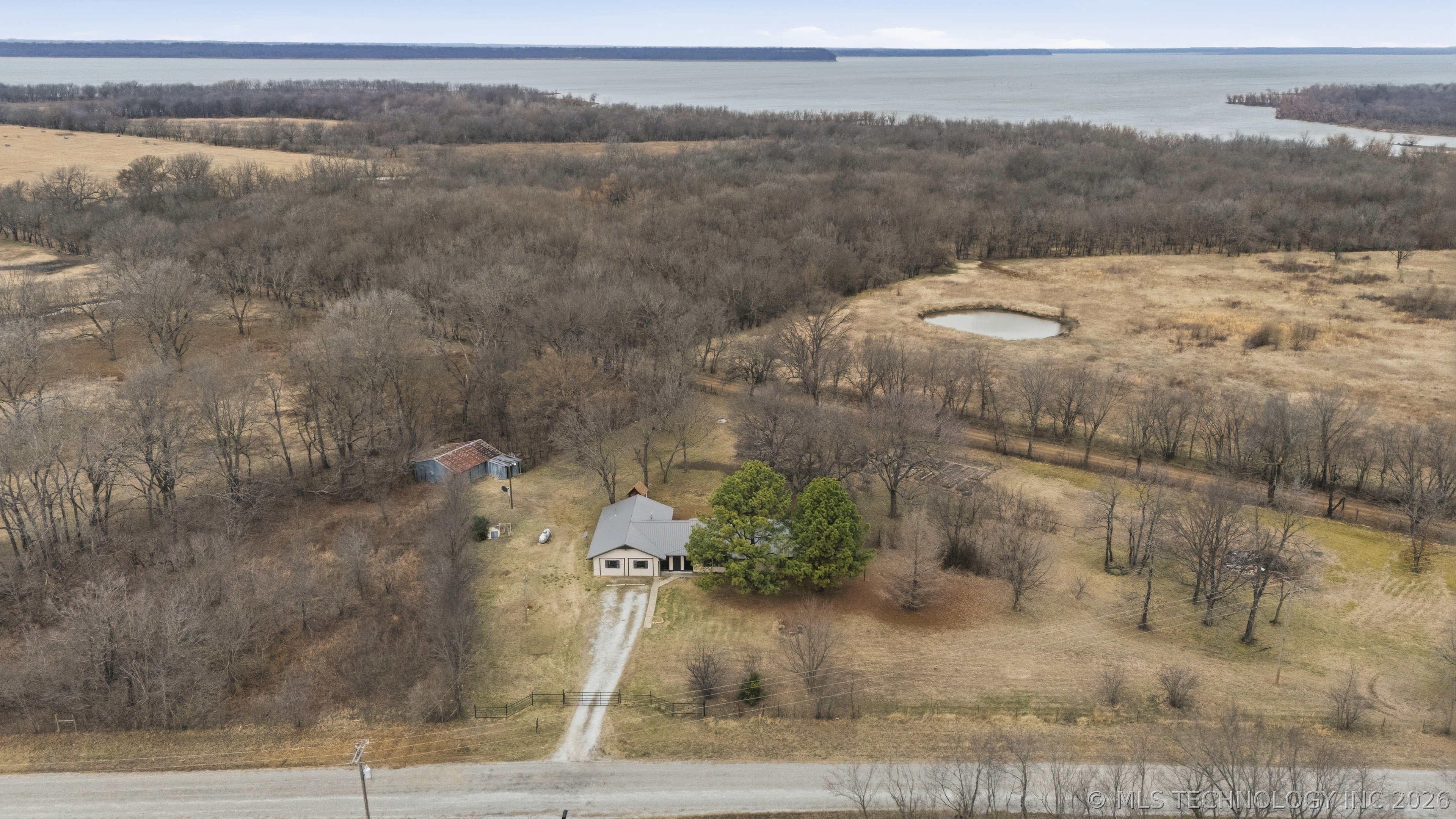 3060 S 4180 Road Property Photo 4