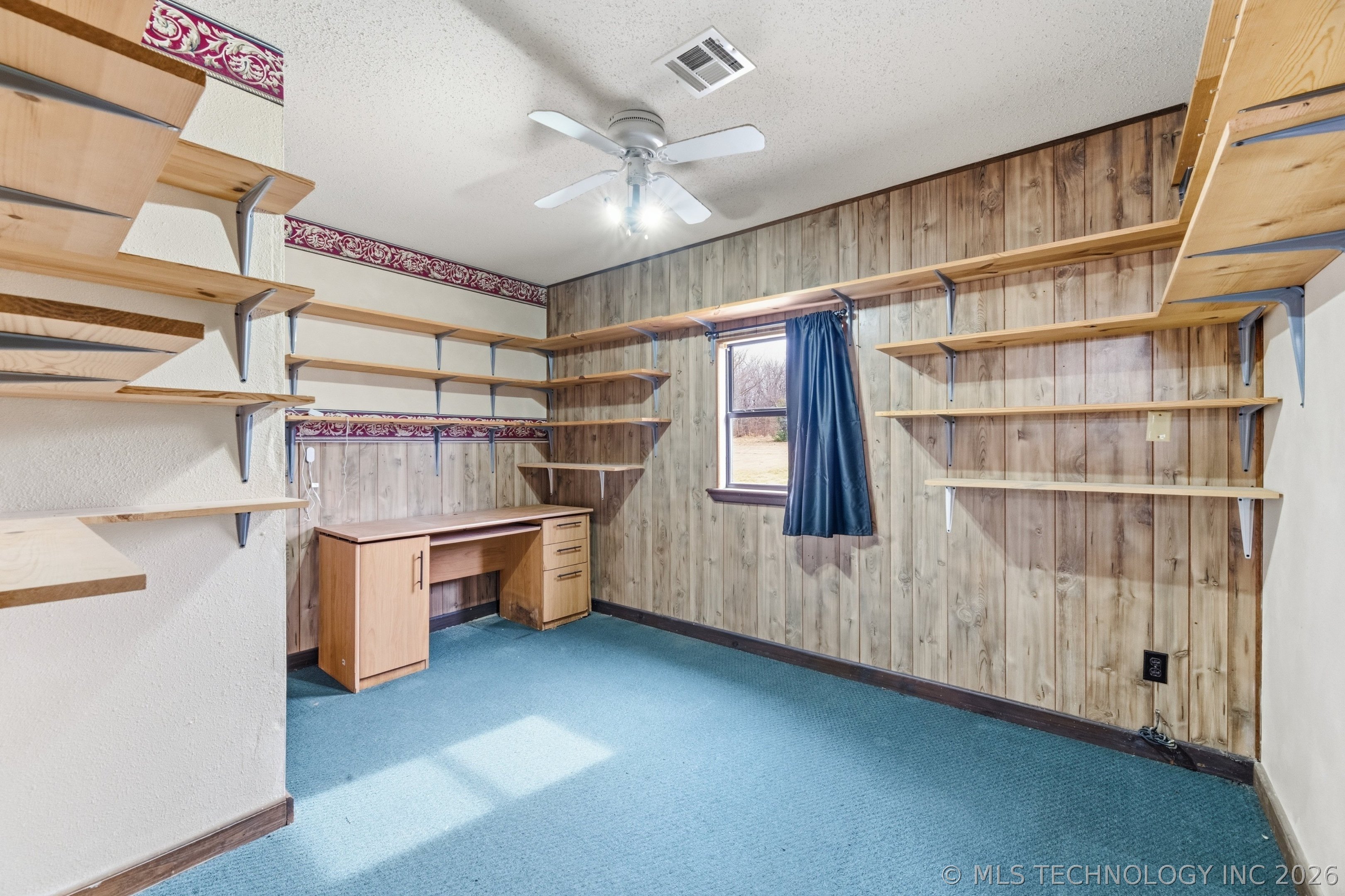 3060 S 4180 Road Property Photo 11