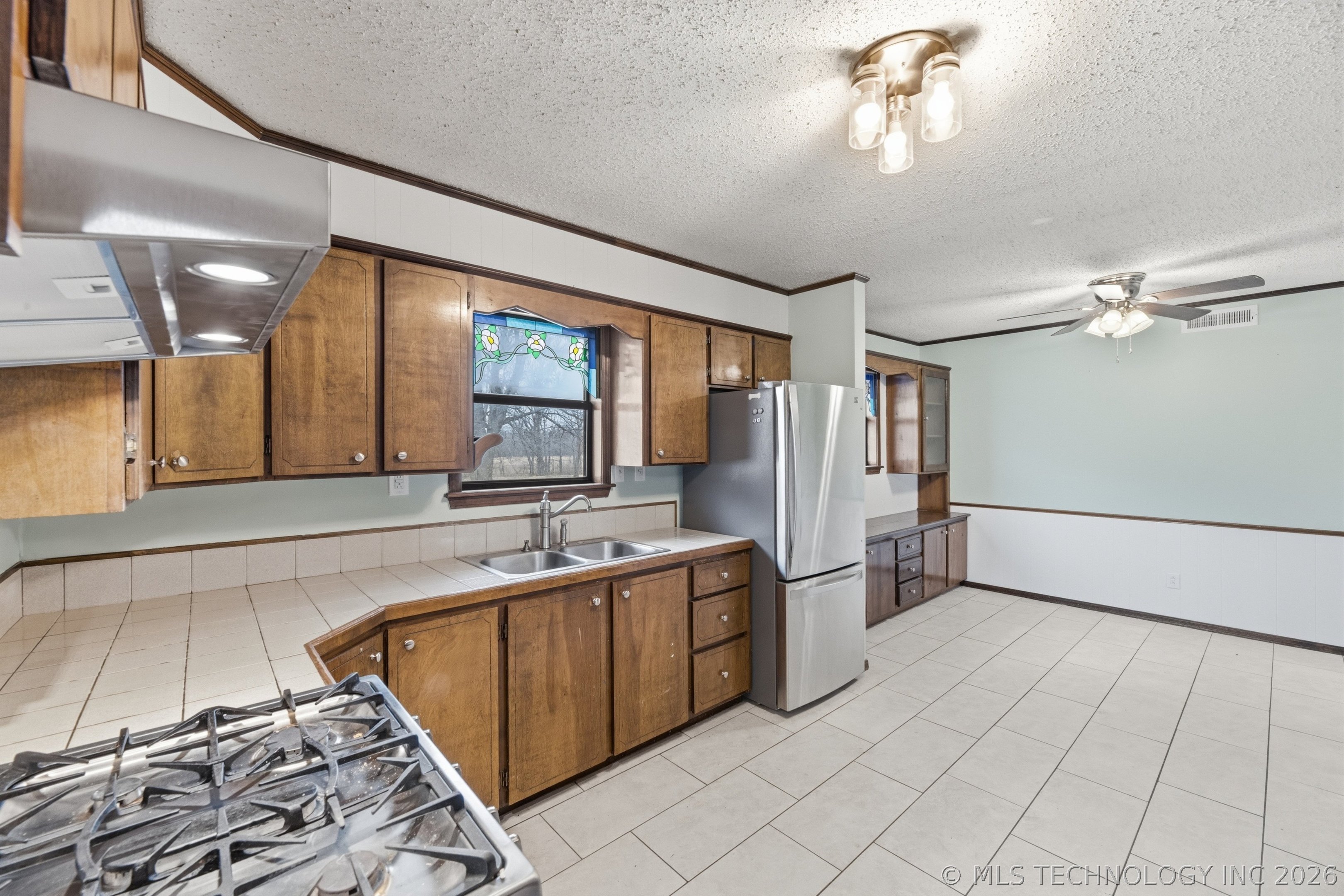 3060 S 4180 Road Property Photo 16