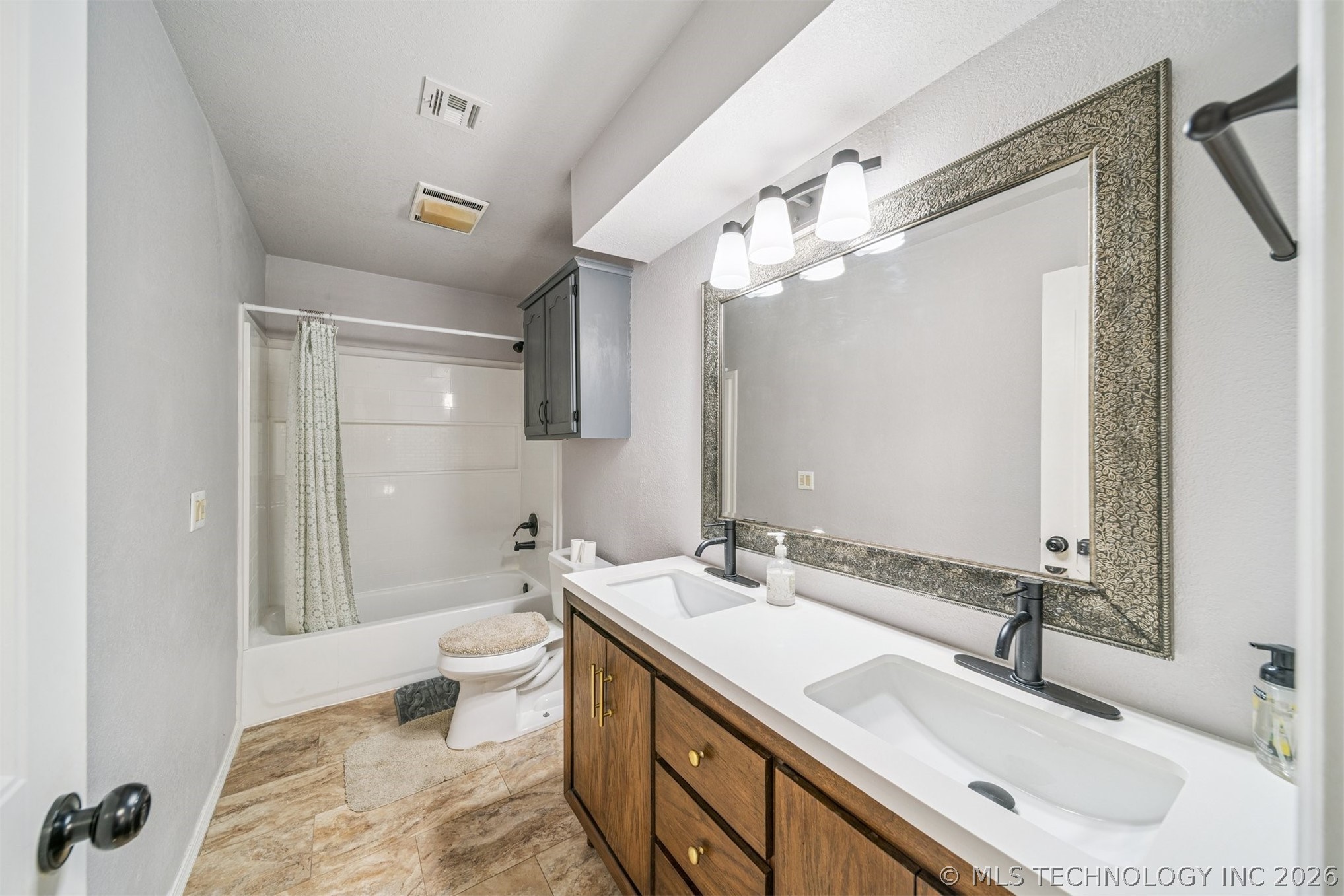 6538 S 109th East Avenue Property Photo 24