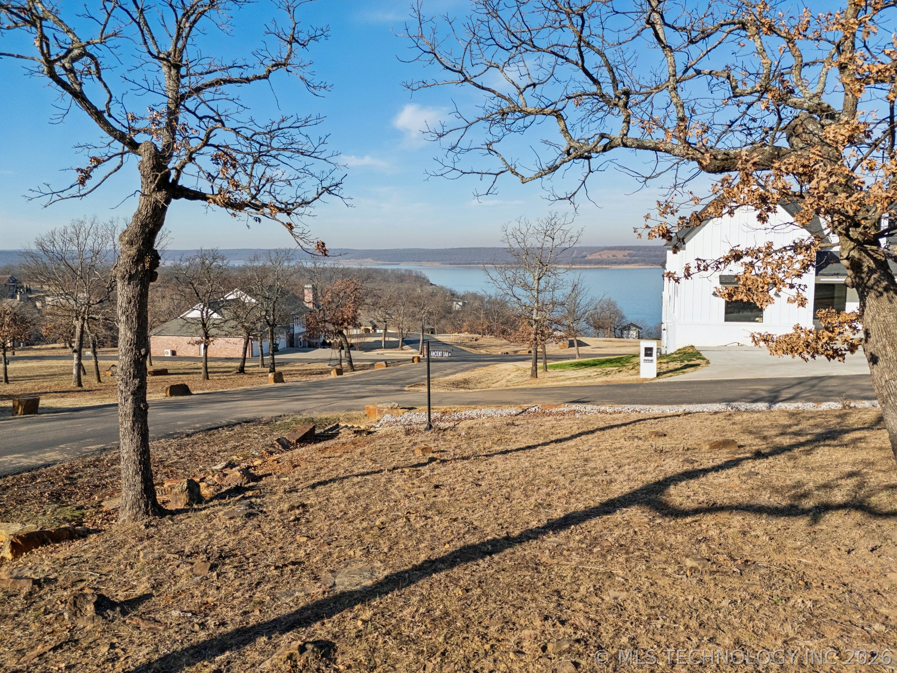 Lake View Road Property Photo 7