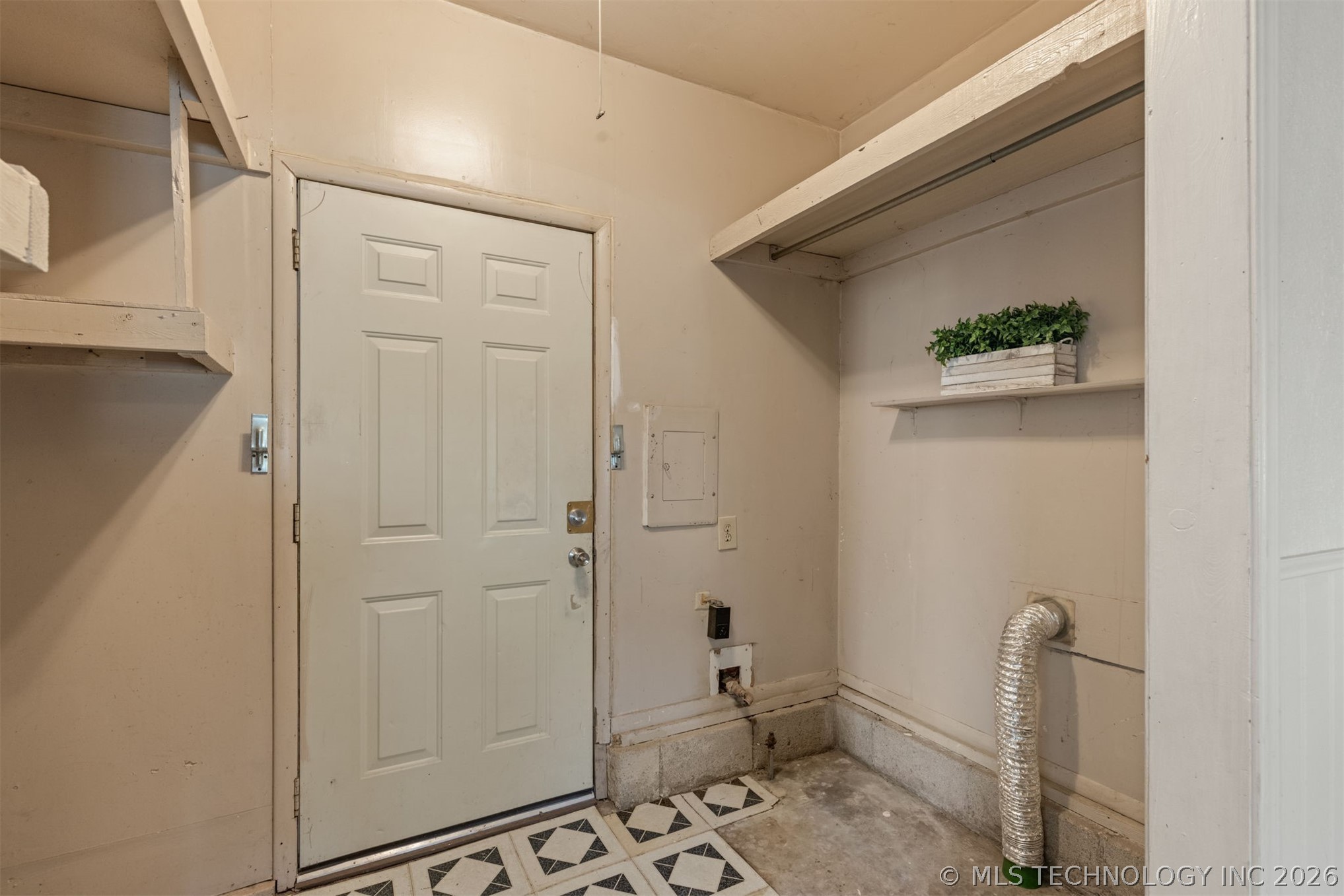 1348 N Toledo Avenue Property Photo 24