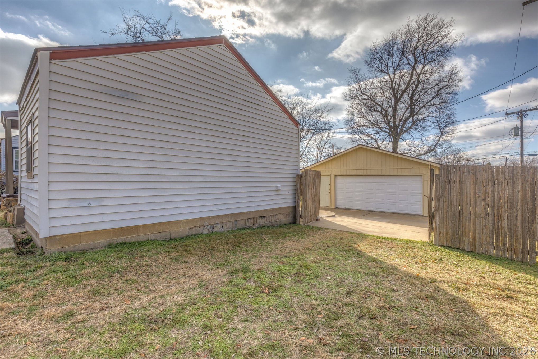 1348 N Toledo Avenue Property Photo 30